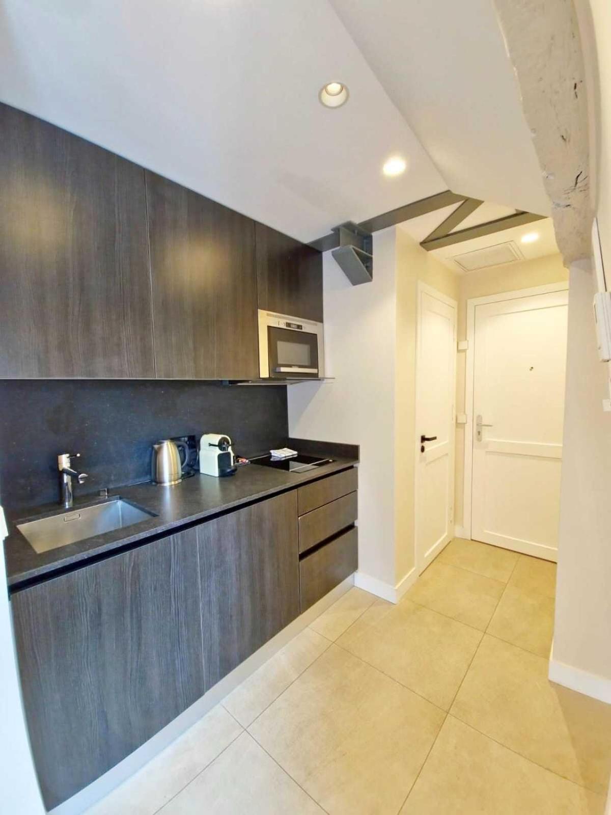 Luxury In Le Marais * Parigi