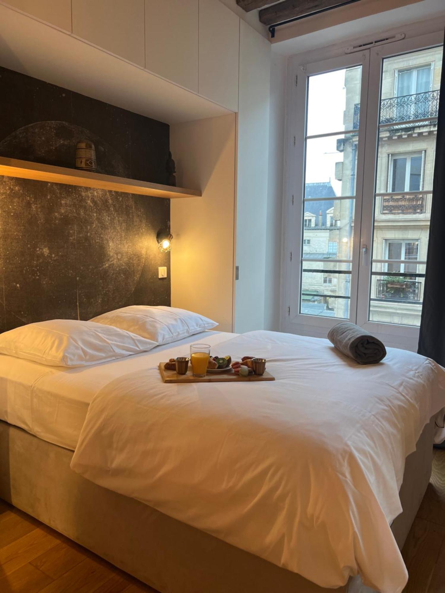 Apartment A Saint-paul En Plein Coeur Du Marais 4 Pers