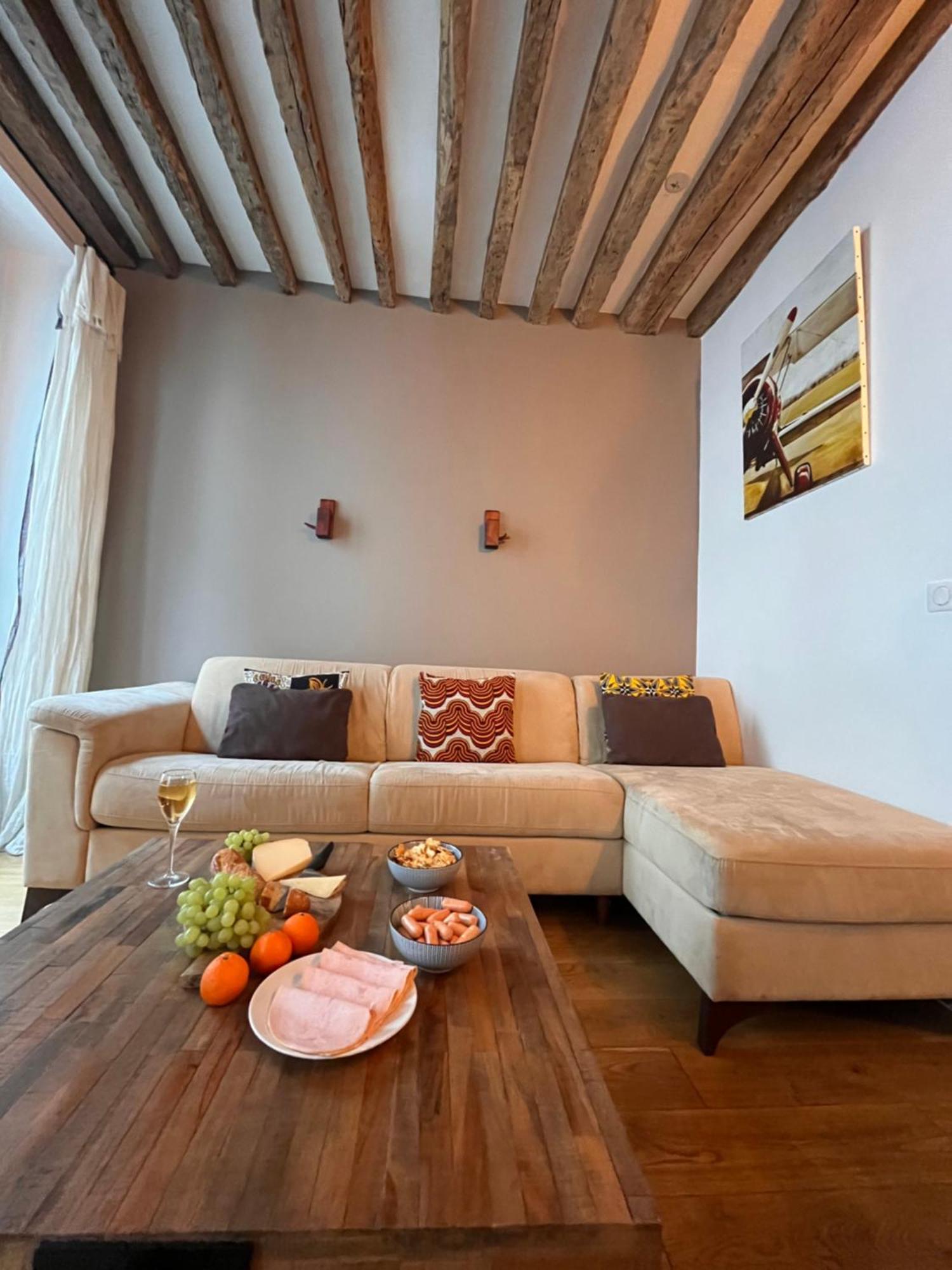 A Saint-paul En Plein Coeur Du Marais 4 Pers Apartment *