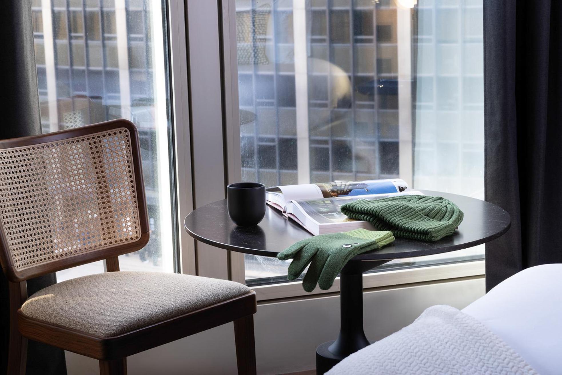 Hotel Les Artistes Parigi