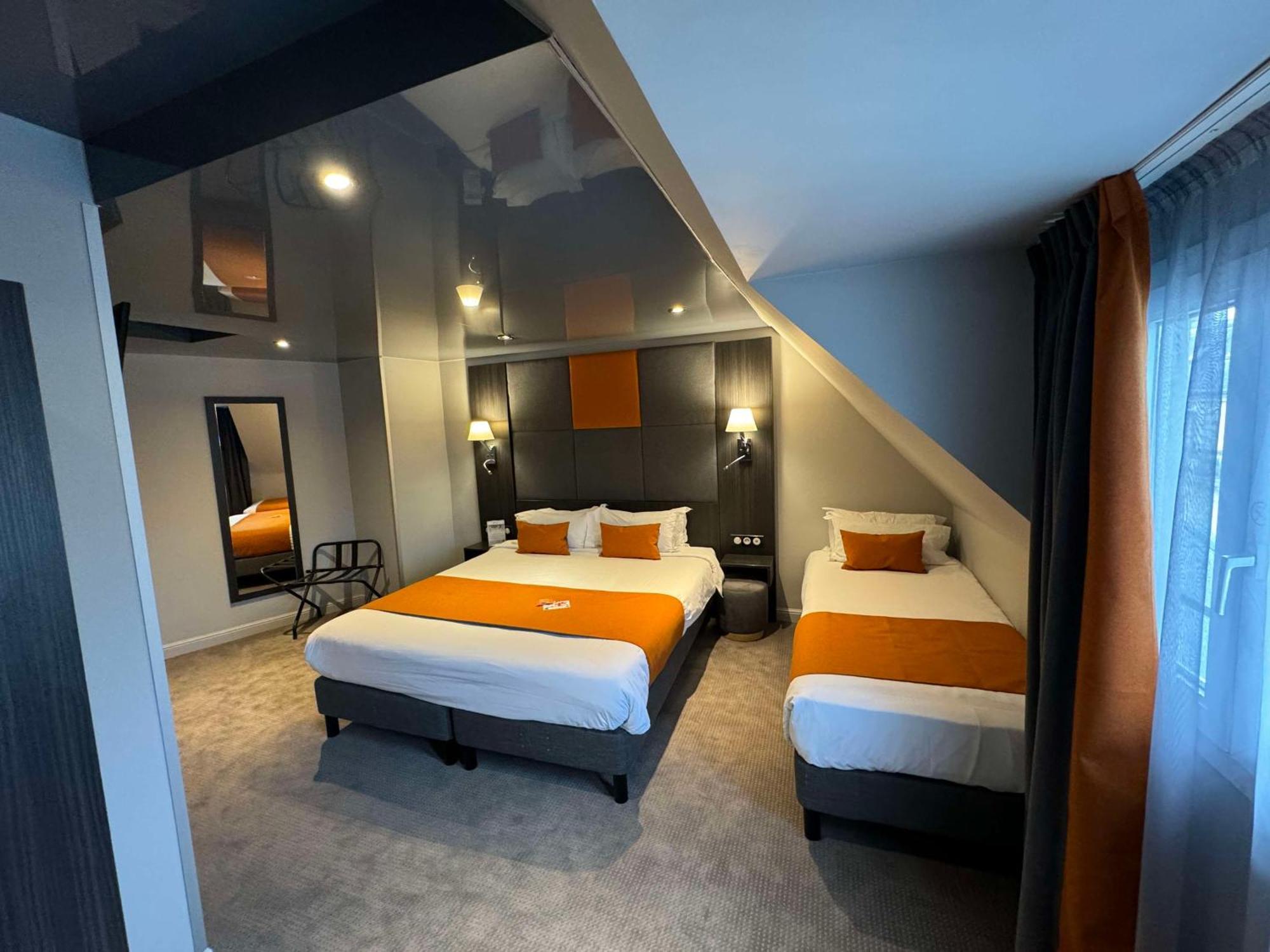 Hotel Western Empire Elysees Paris