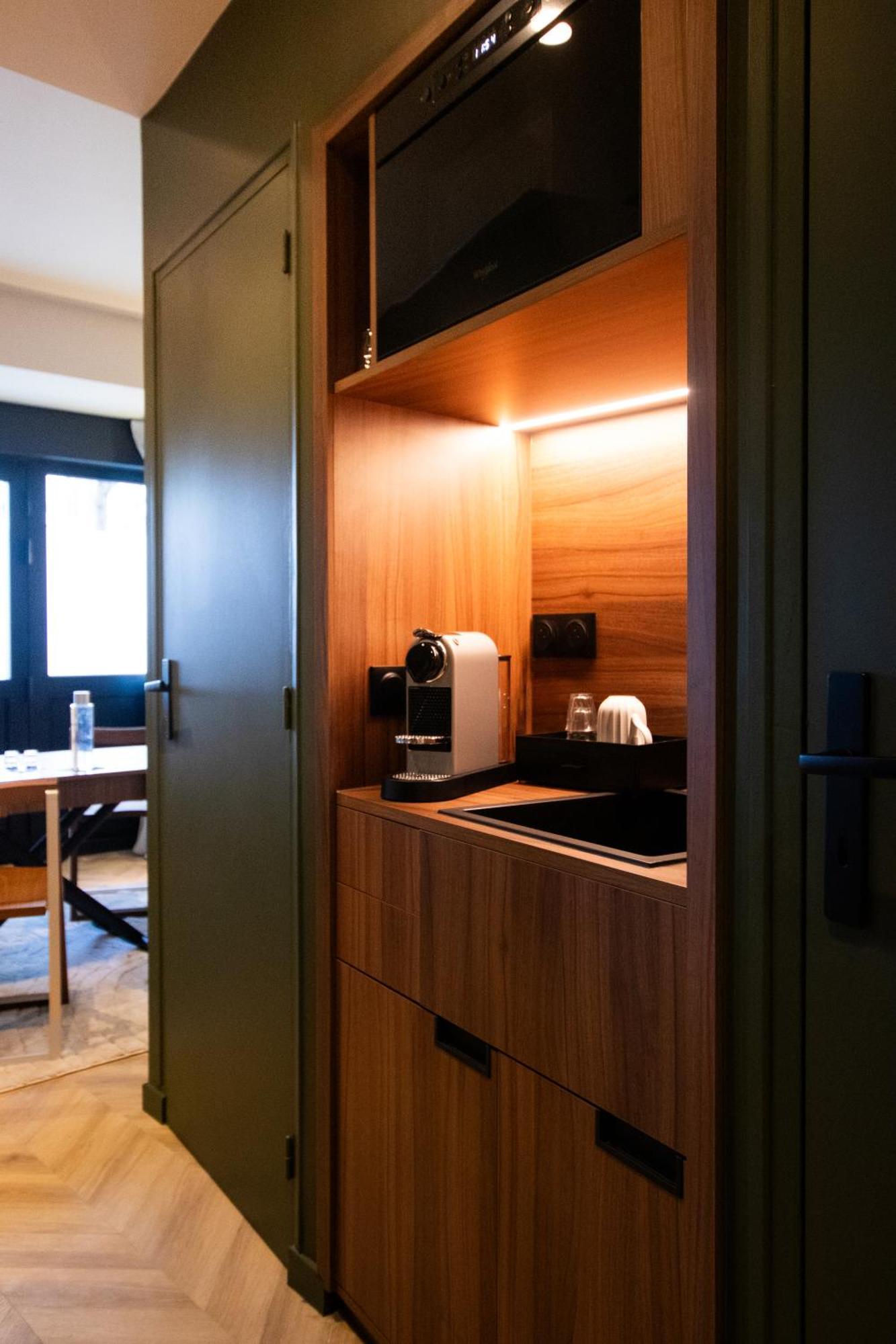 Mercure Tour Eiffel Pont Mirabeau 4*