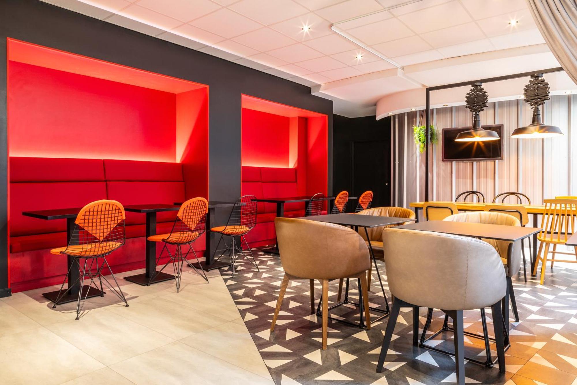 Ibis Ornano Montmartre Nord 18eme Hotel