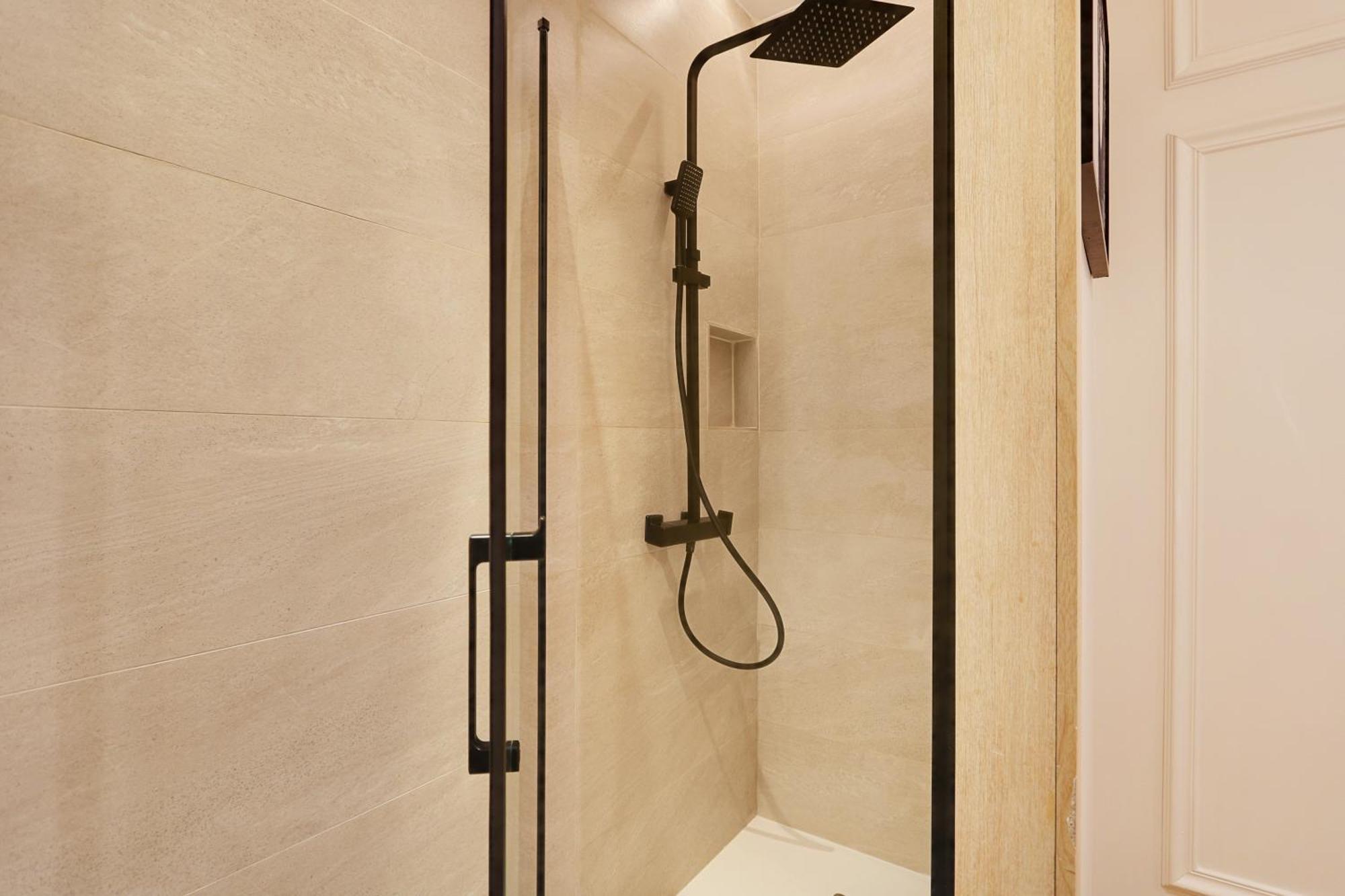 Majesti Upper Marais Apartments- Rue Du Faubourg Saint-martin