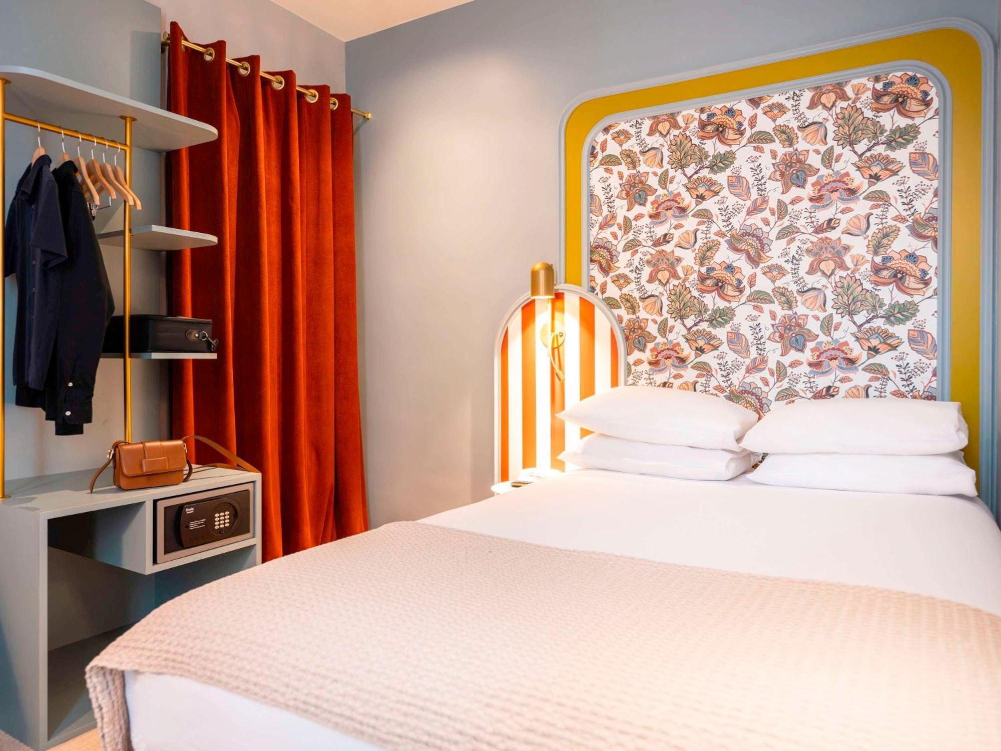 Mercure Notre Dame Saint Germain Des Pres 4*