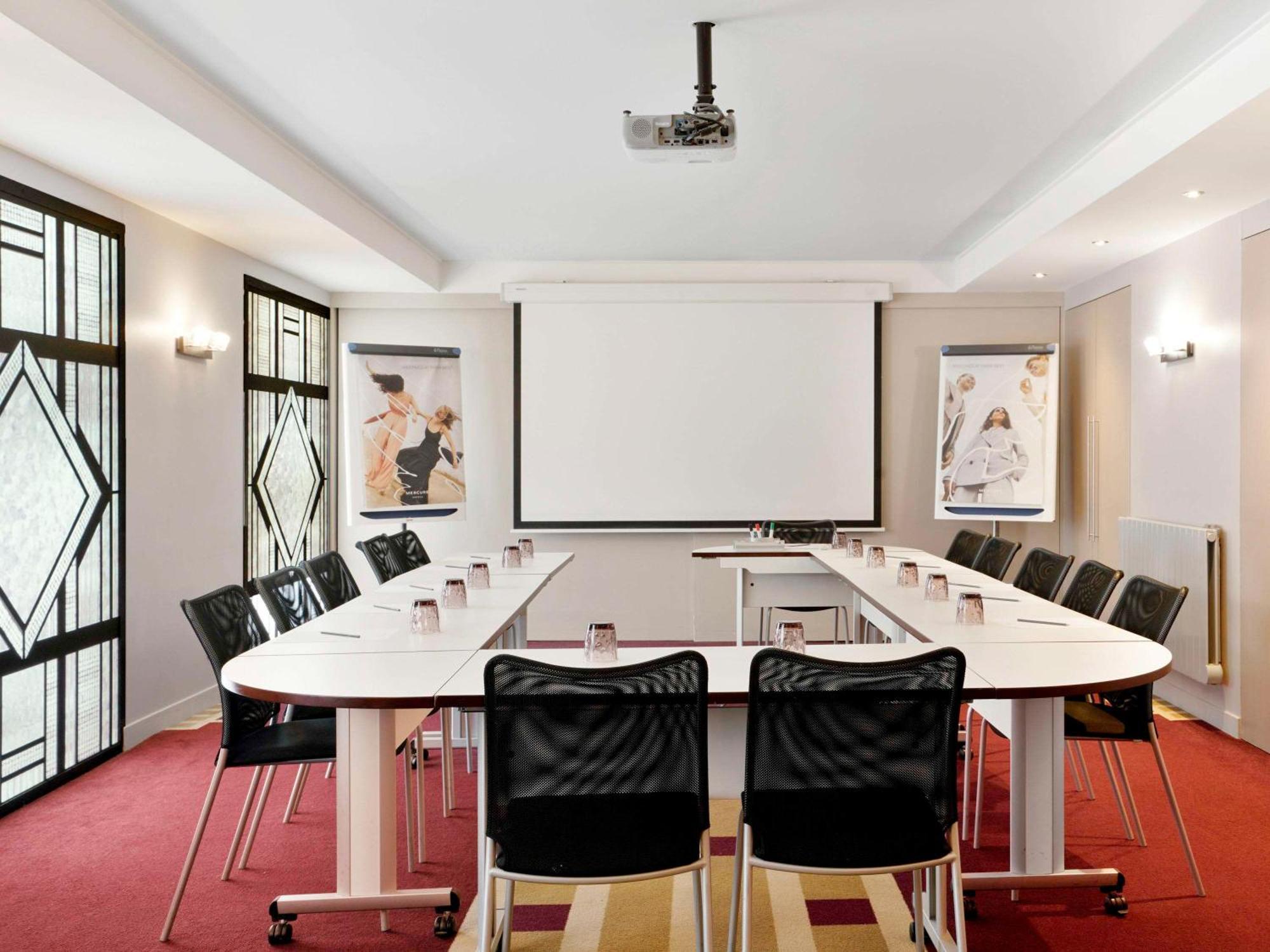 Mercure Opéra Faubourg Montmartre Hotel 4*