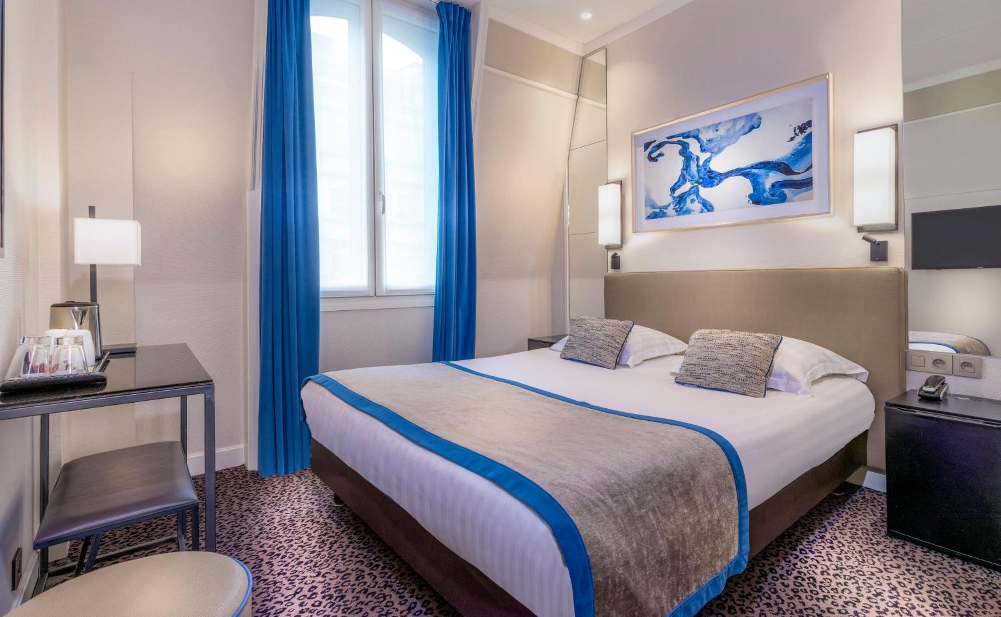 Hotel Du Bois Champs-elysées 3*