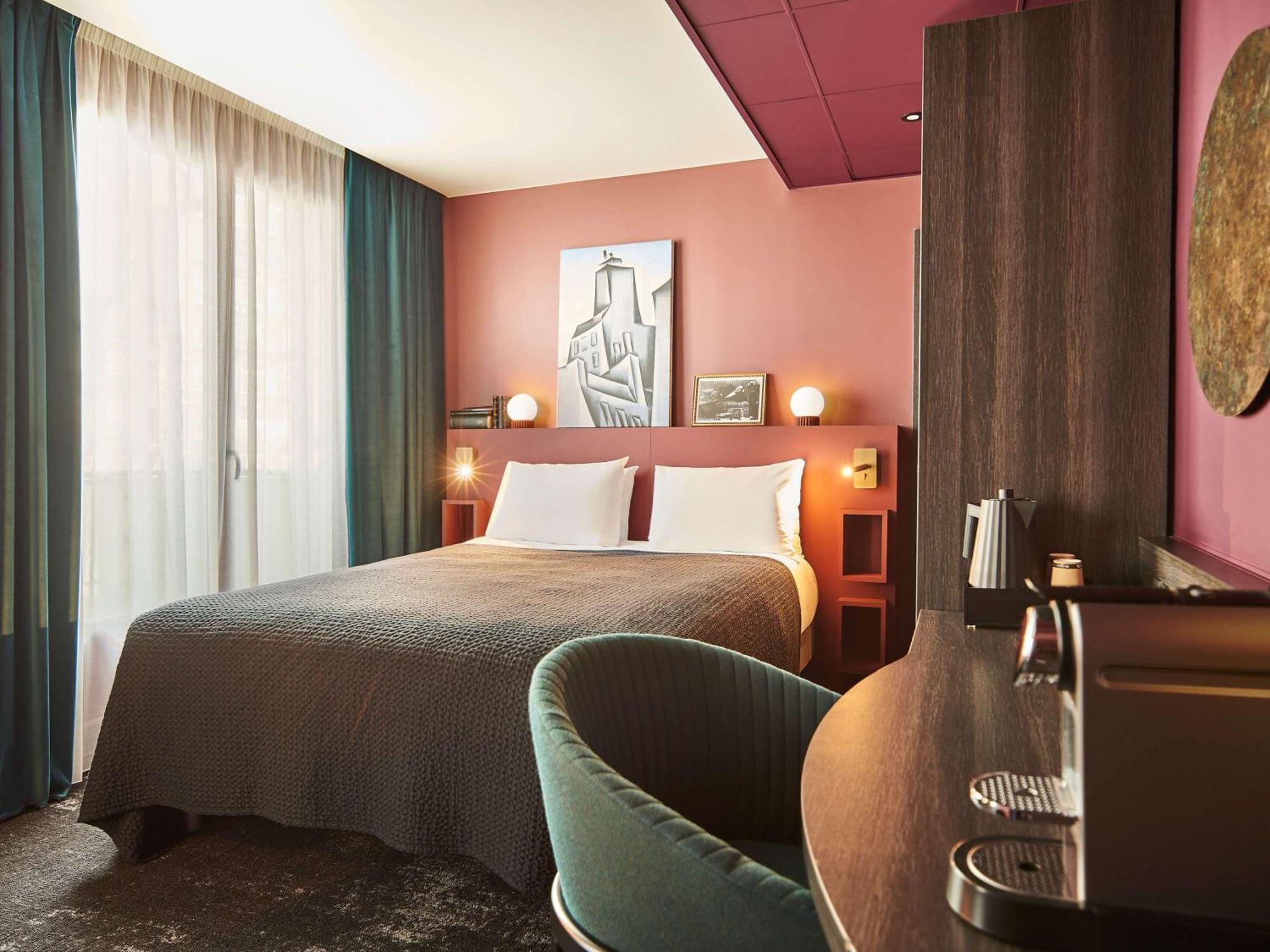 Mercure Tour Eiffel Pont Mirabeau 4* Parigi