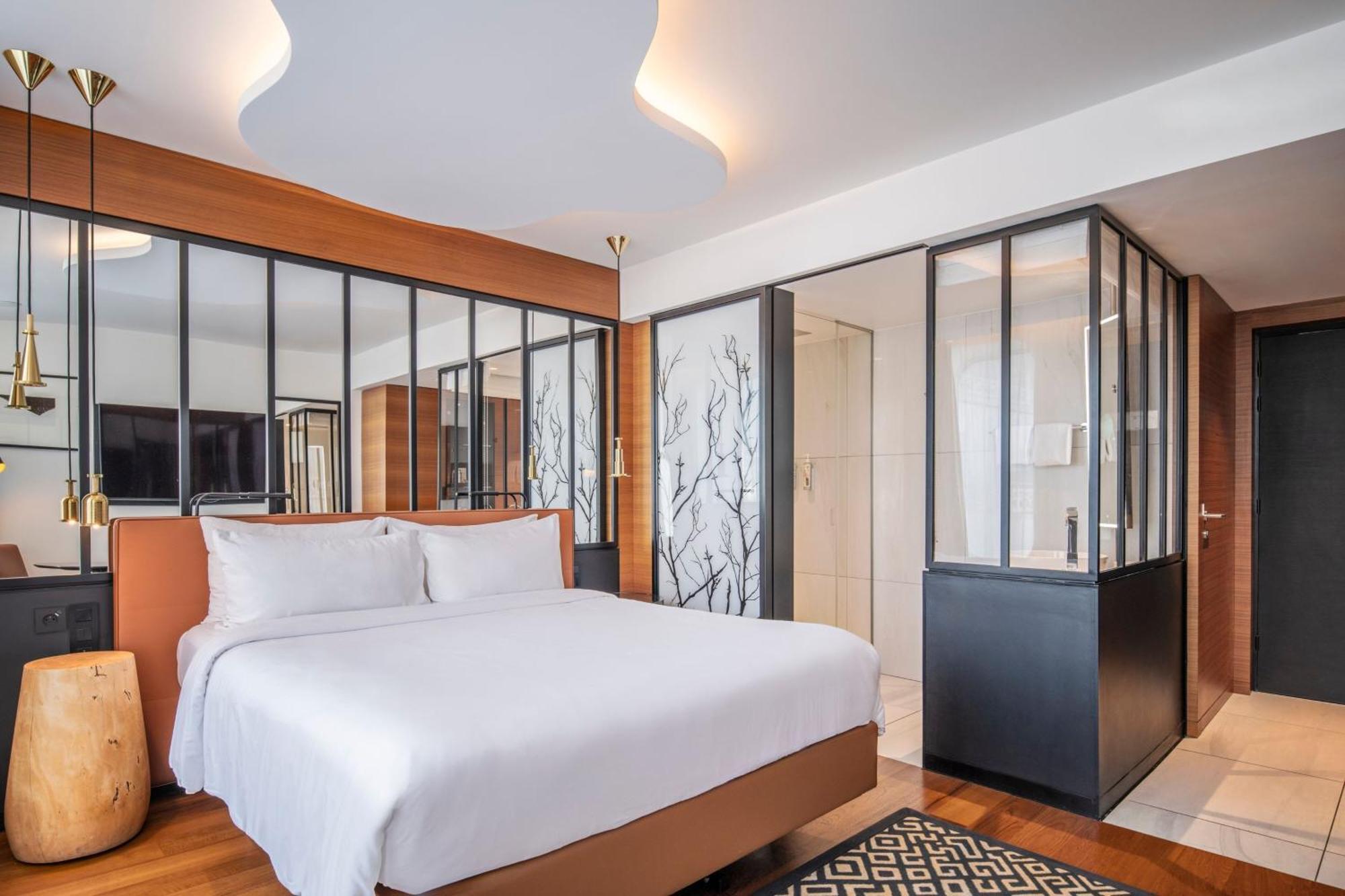 Renaissance Republique & 5* Parigi