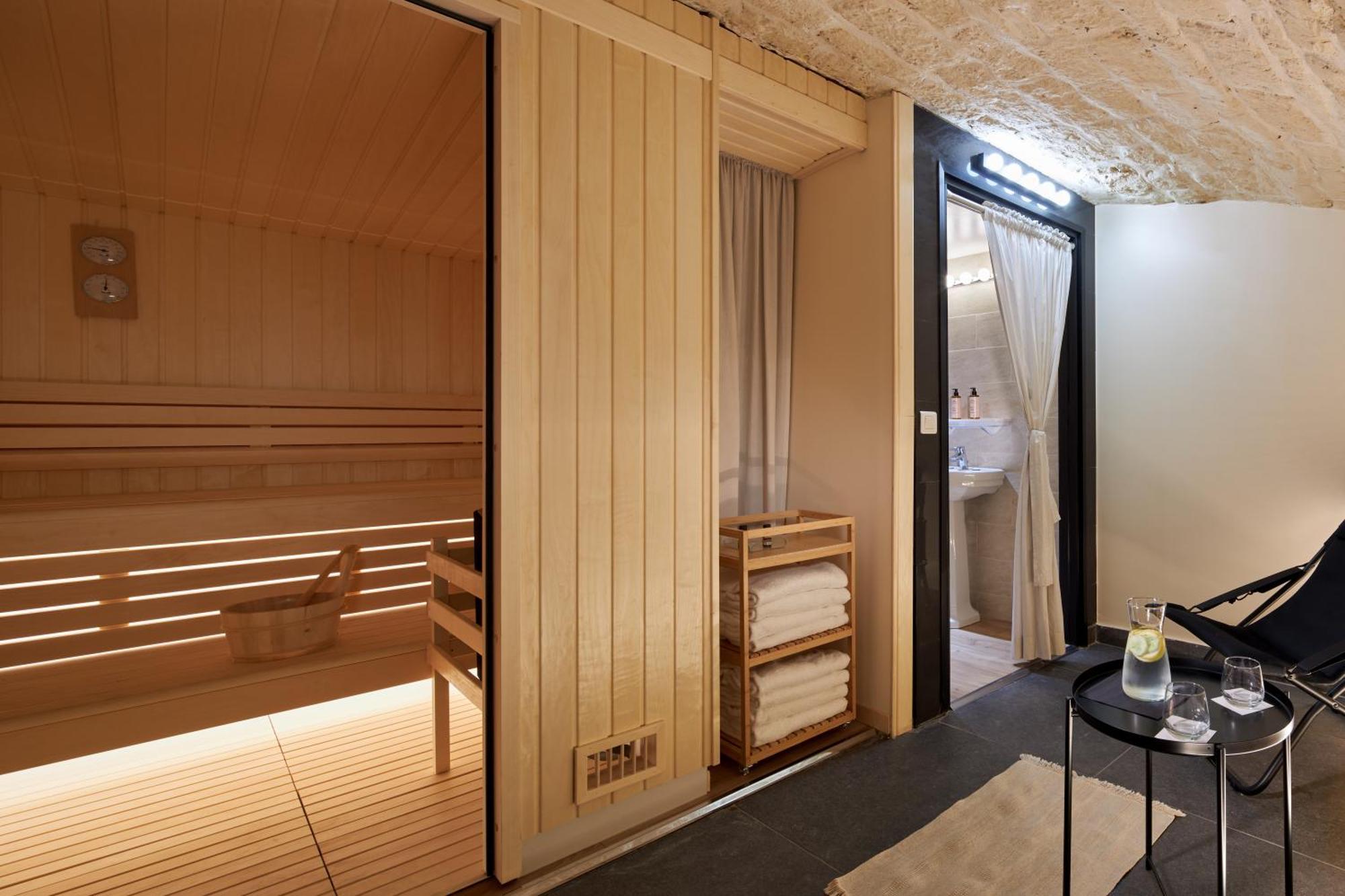 Les Théâtres 4* Parigi