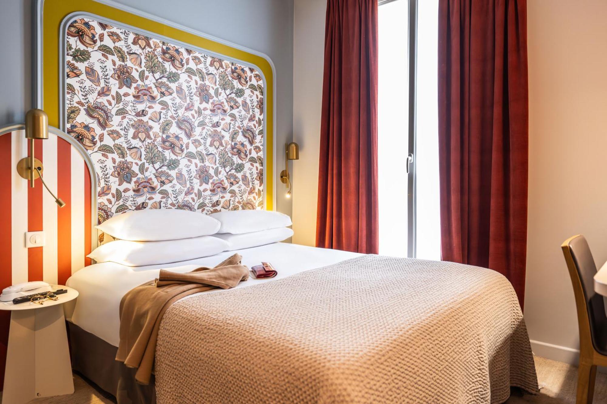 Hotel Mercure Notre Dame Saint Germain Des Pres 4*