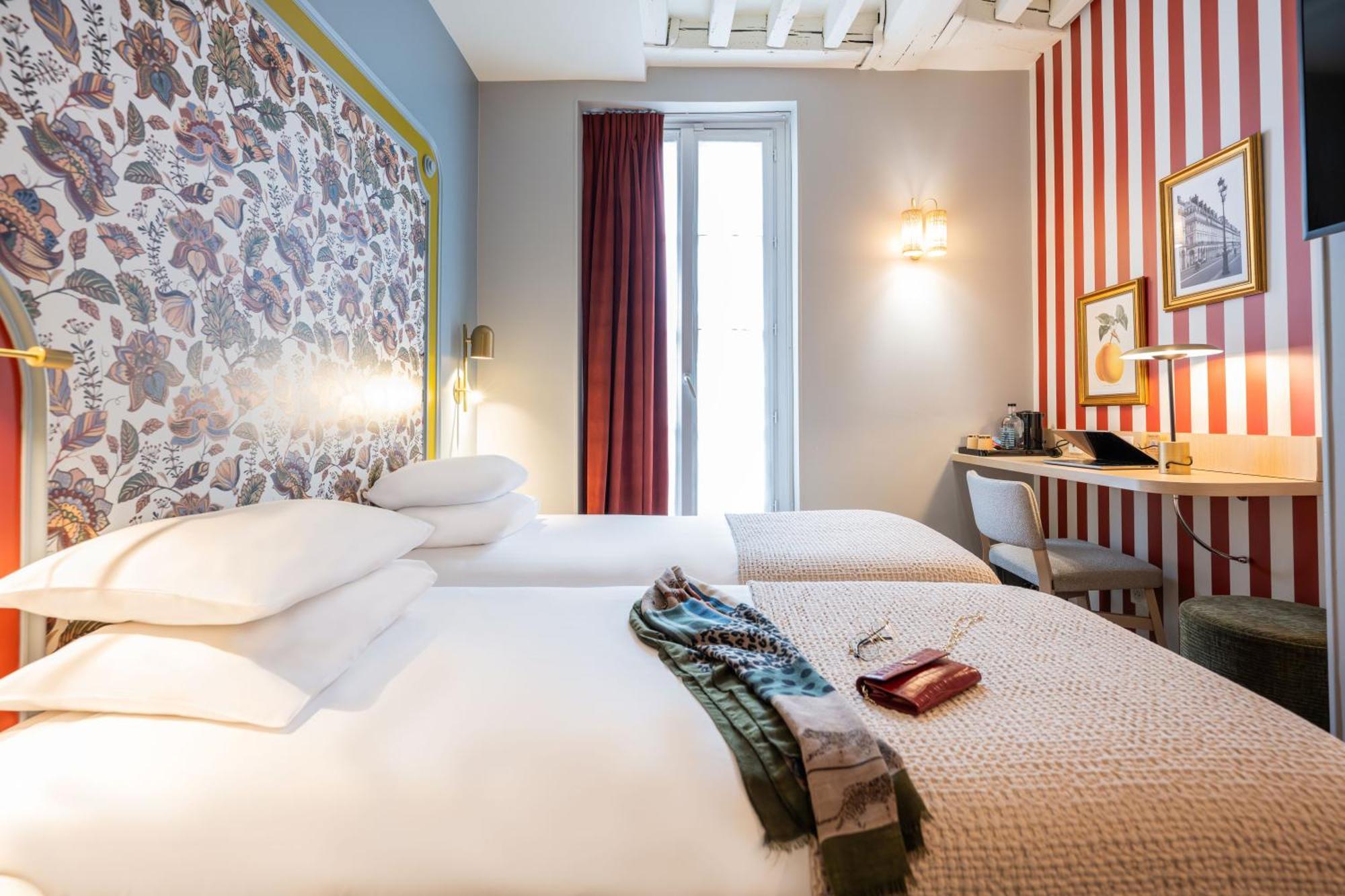 Mercure Notre Dame Saint Germain Des Pres 4*