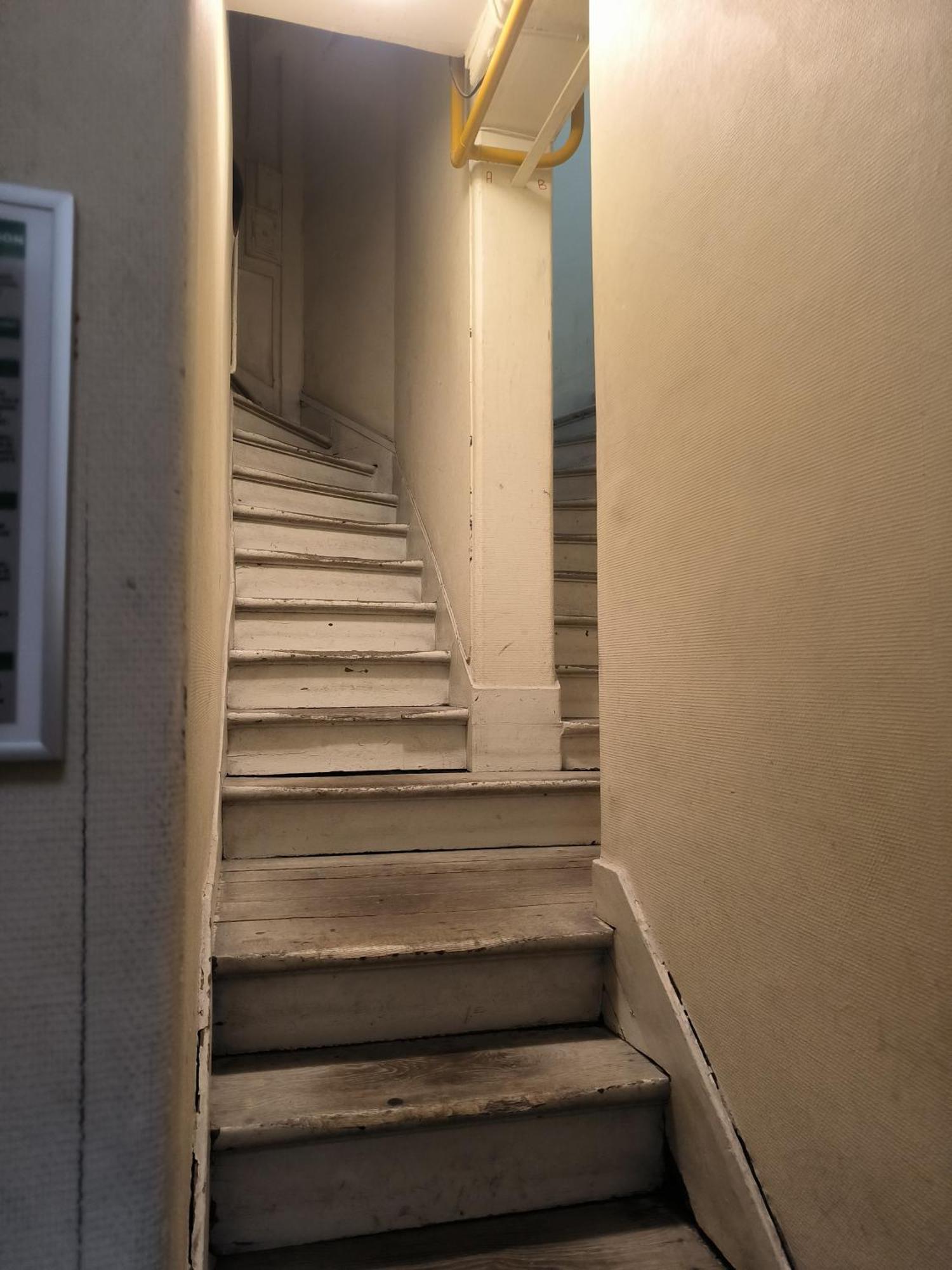 Studio 9m2 Champs Elysees Arc De Triomphe75008