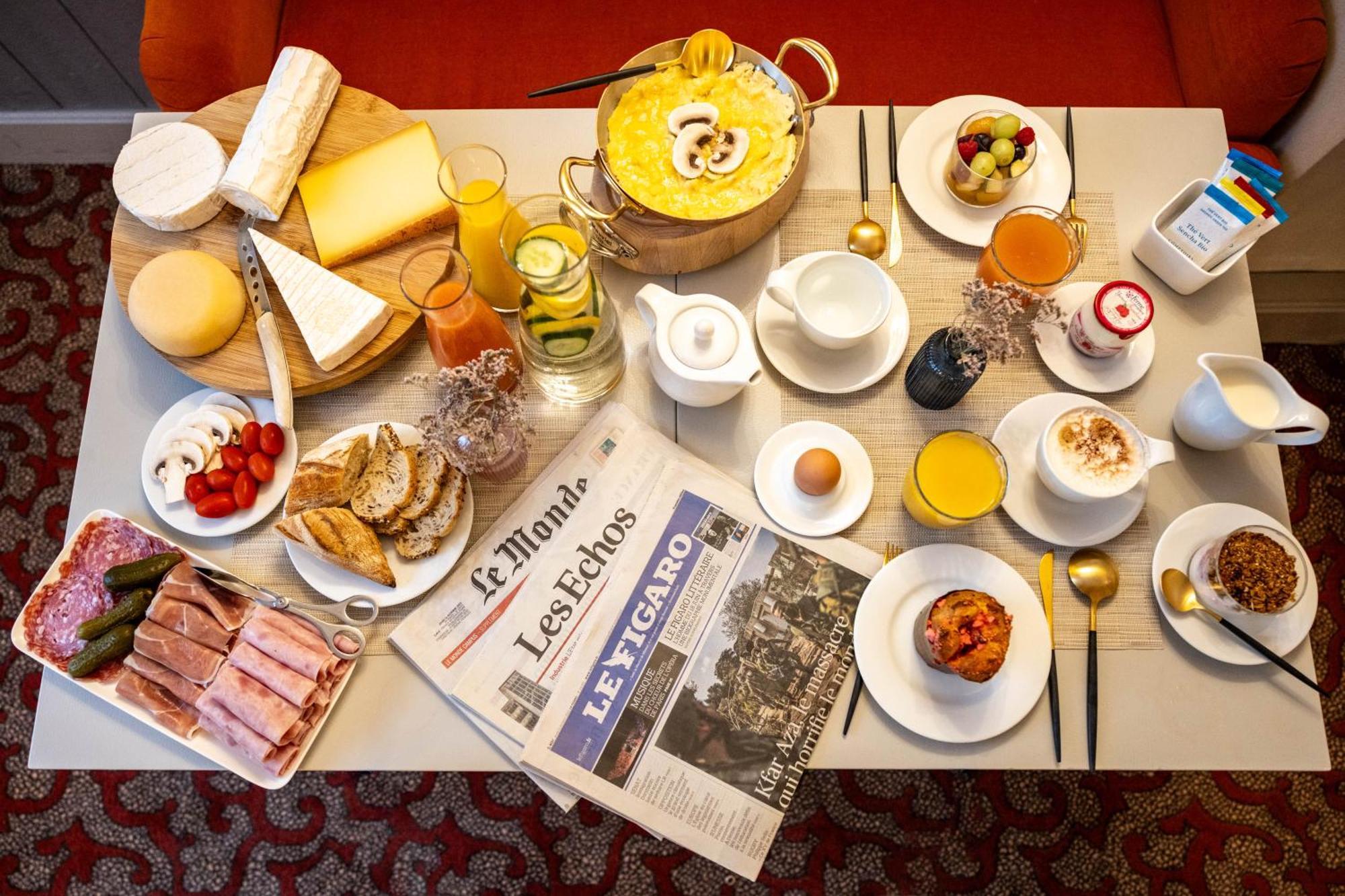 Hotel Foch 4*