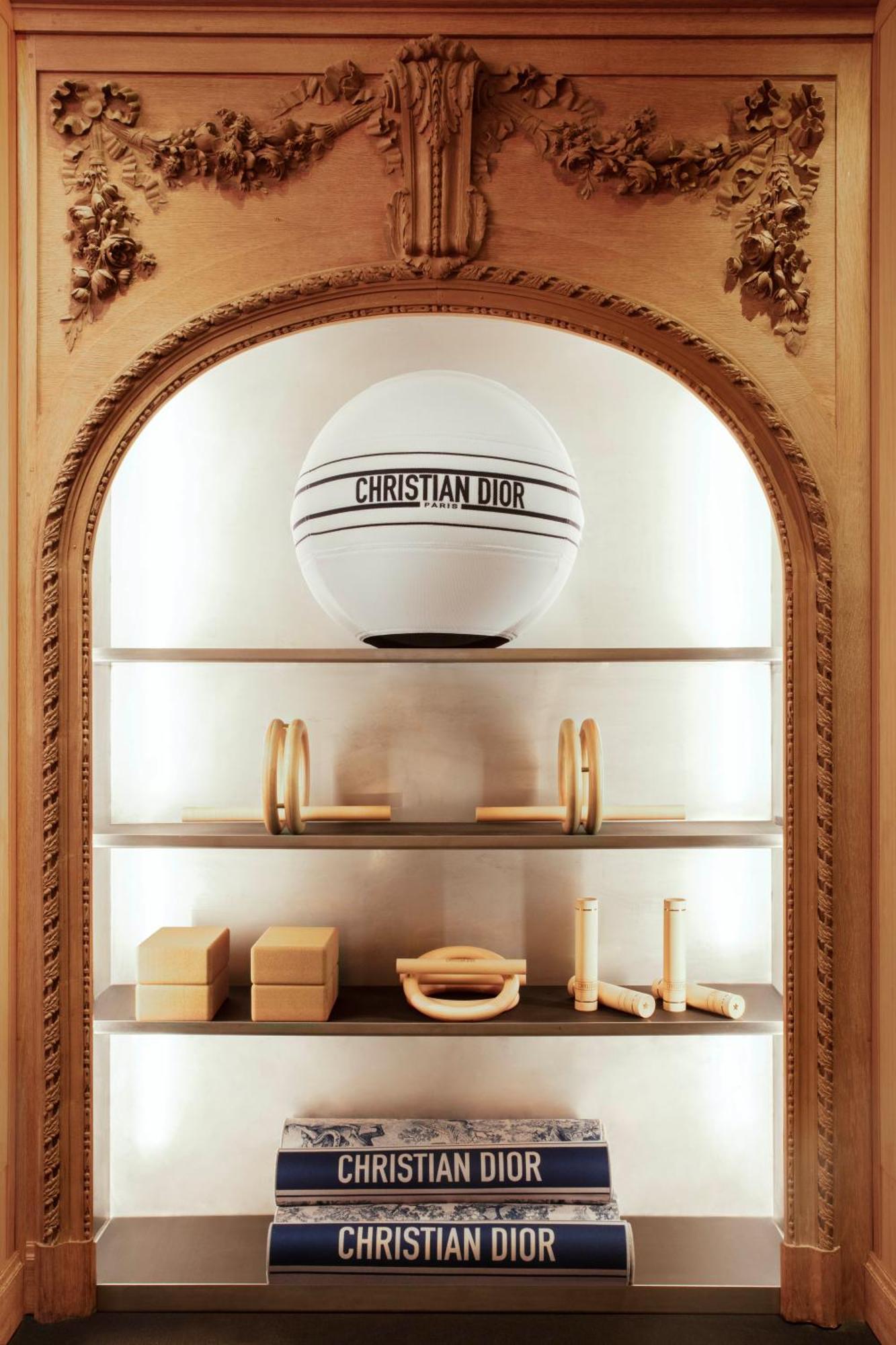 Hotel Plaza Athénée - Dorchester Collection