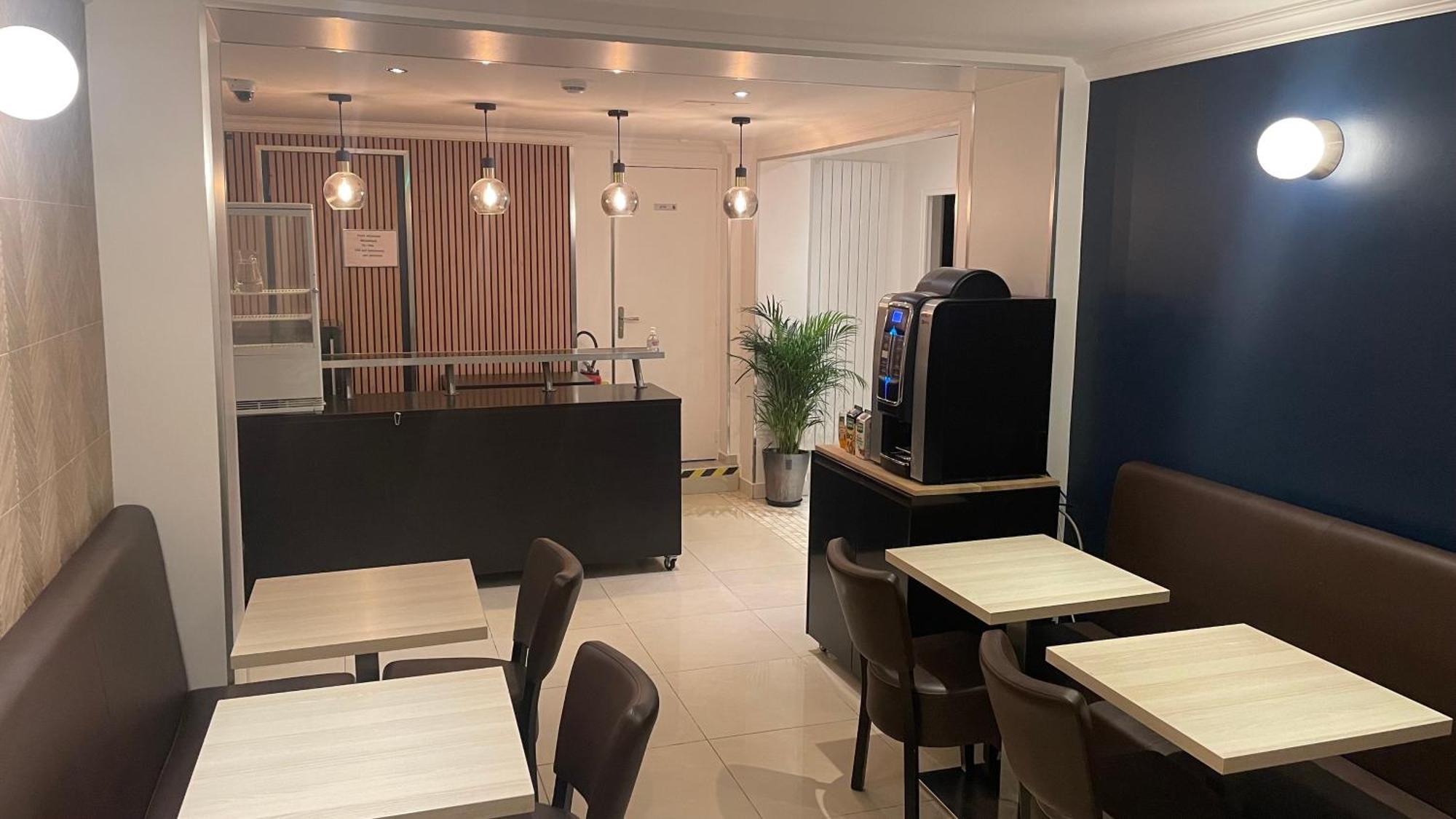 Hotel Mary's Republique 2*