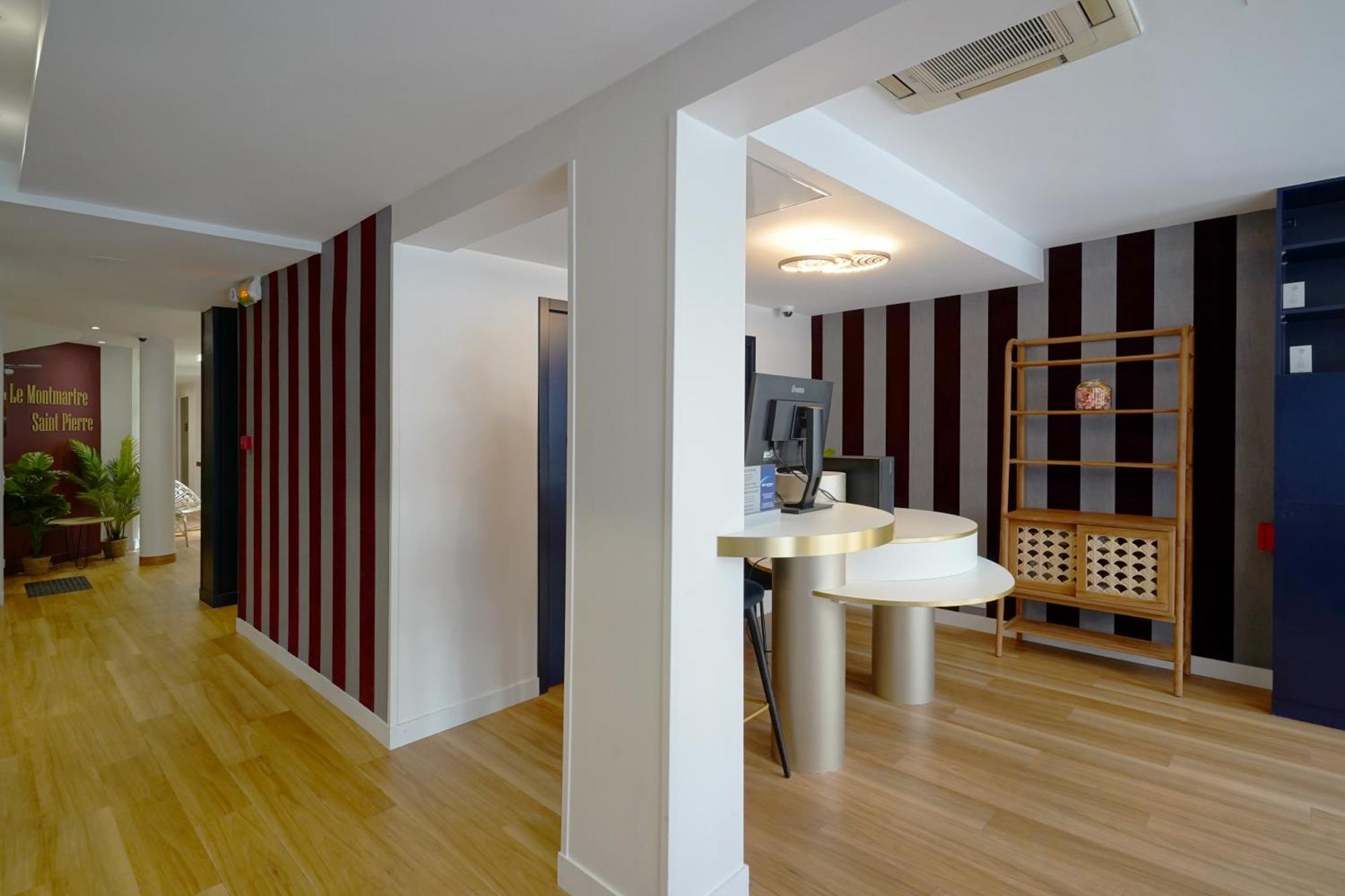 Hotel Best Western Le Montmartre - Saint Pierre 3*