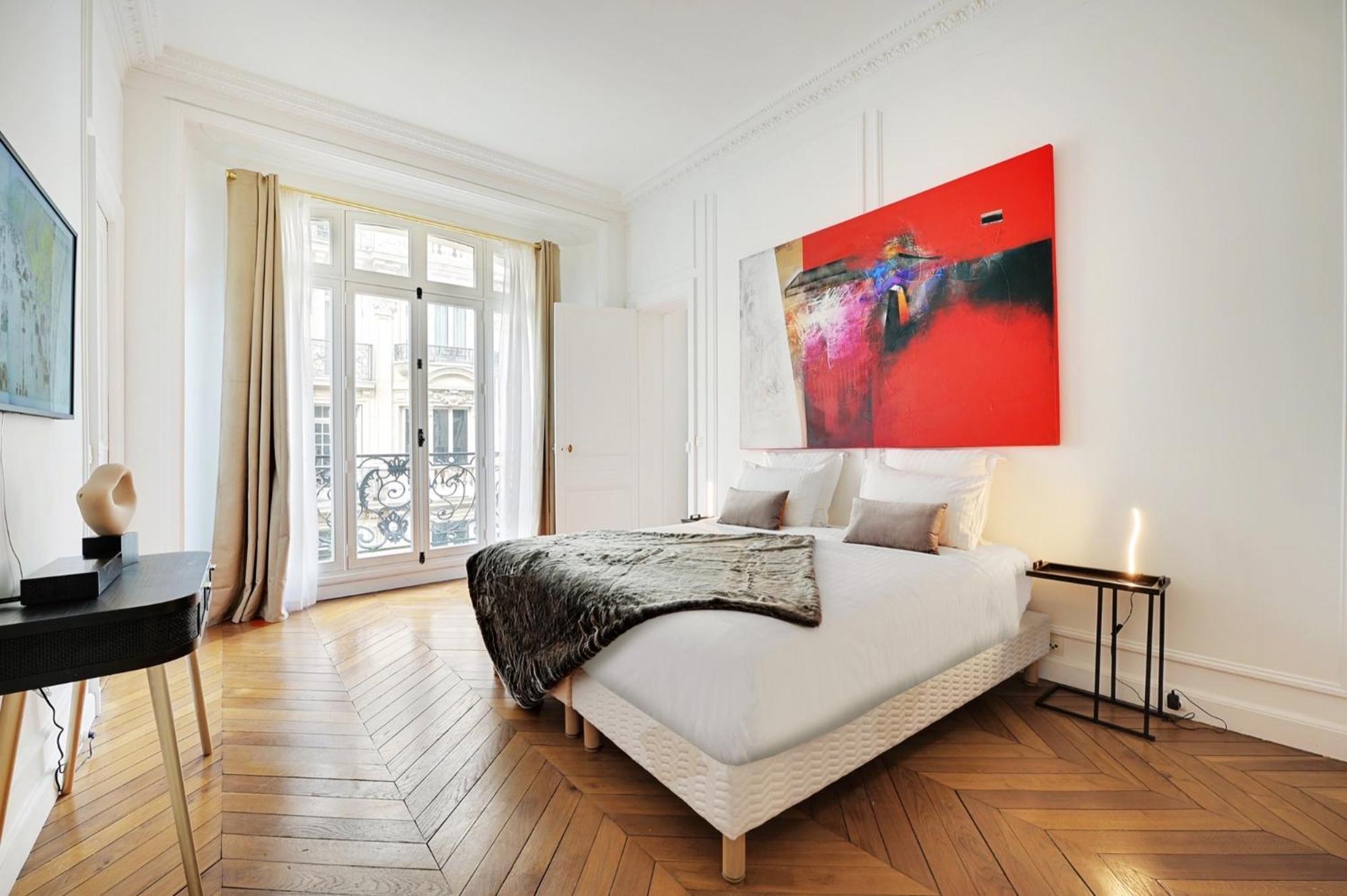 Eiffel Tower 5 Bedrooms 10 Guests With 2 Carpark Apartment Paris