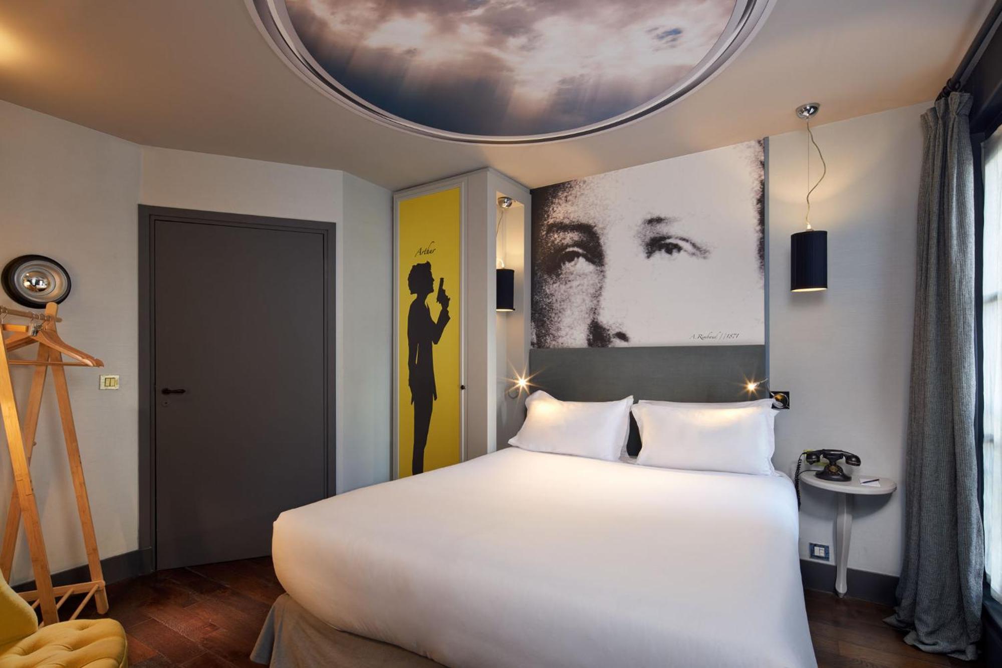 Les Plumes 4* Parigi