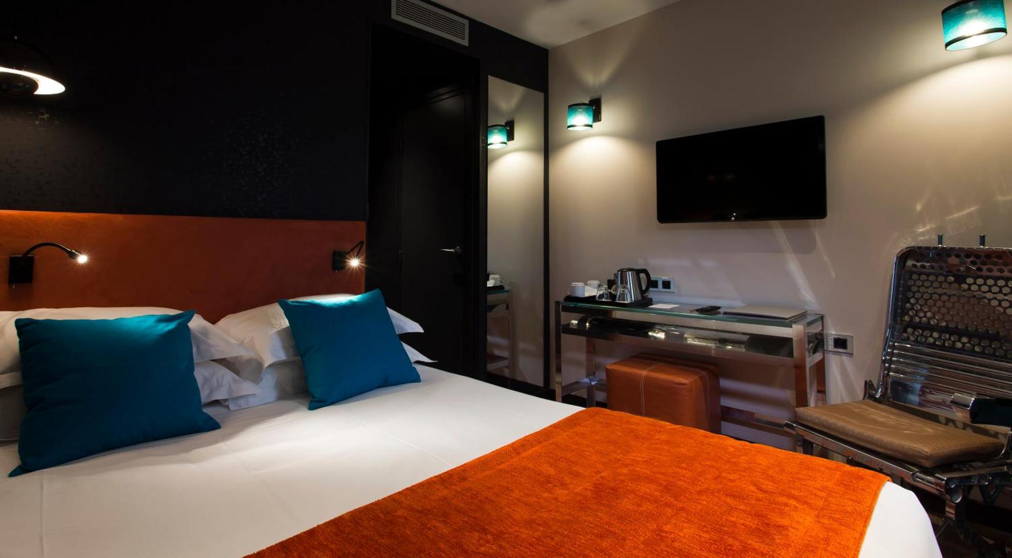 Hotel Atmospheres 4*