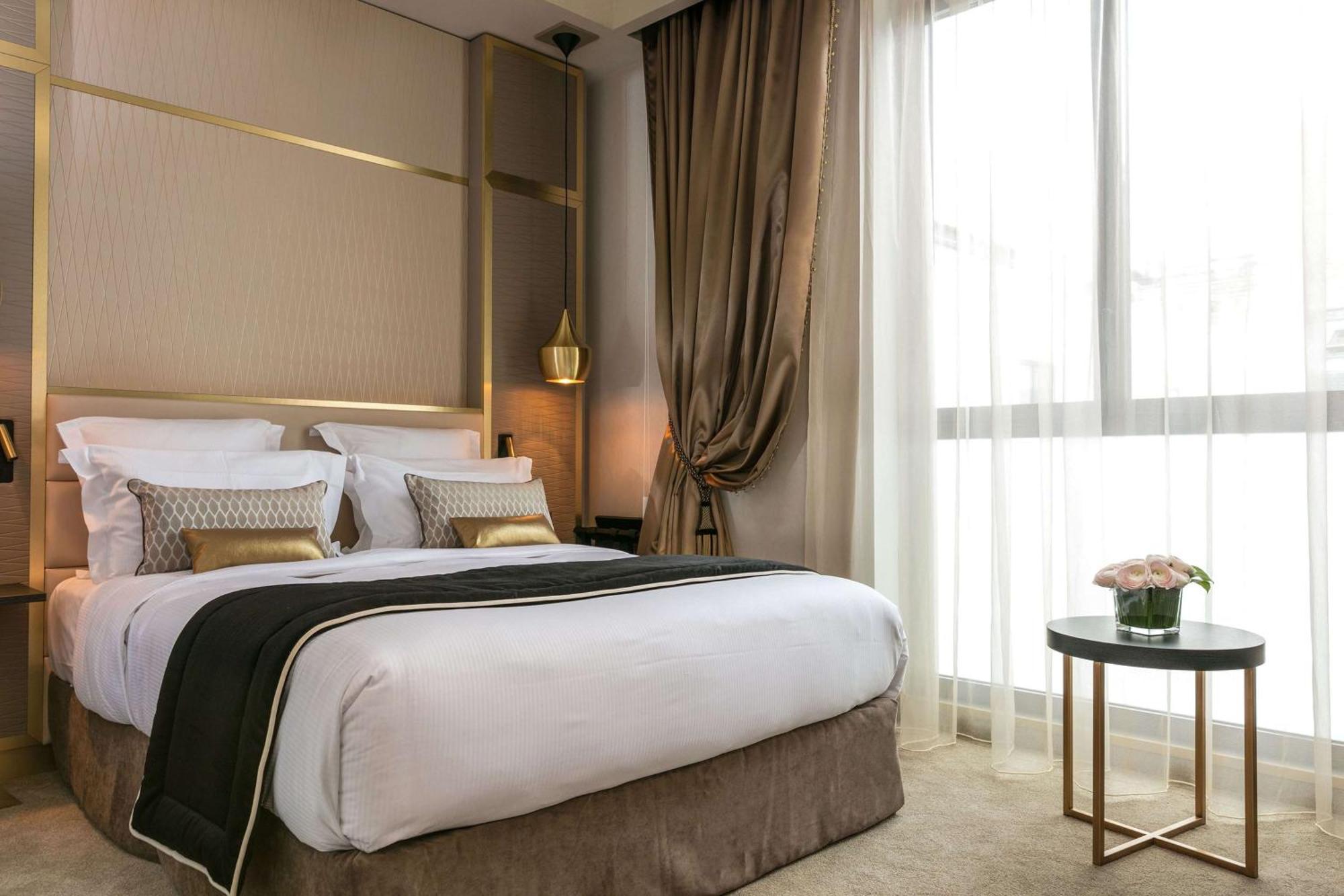 Hotel Niepce Paris, Curio Collection By Hilton Parigi