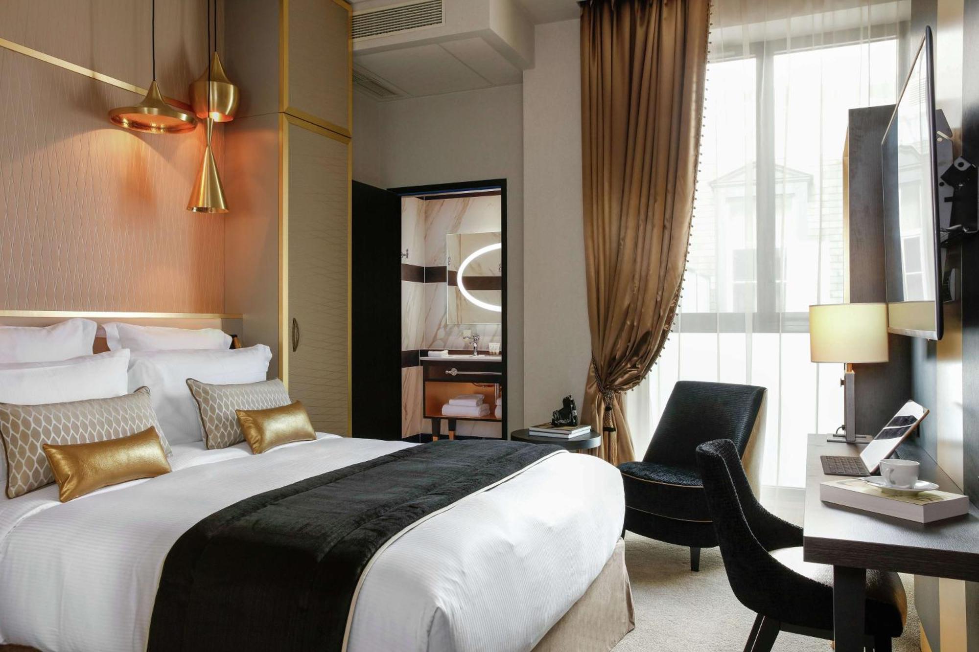 Hotel Niepce Paris, Curio Collection By Hilton