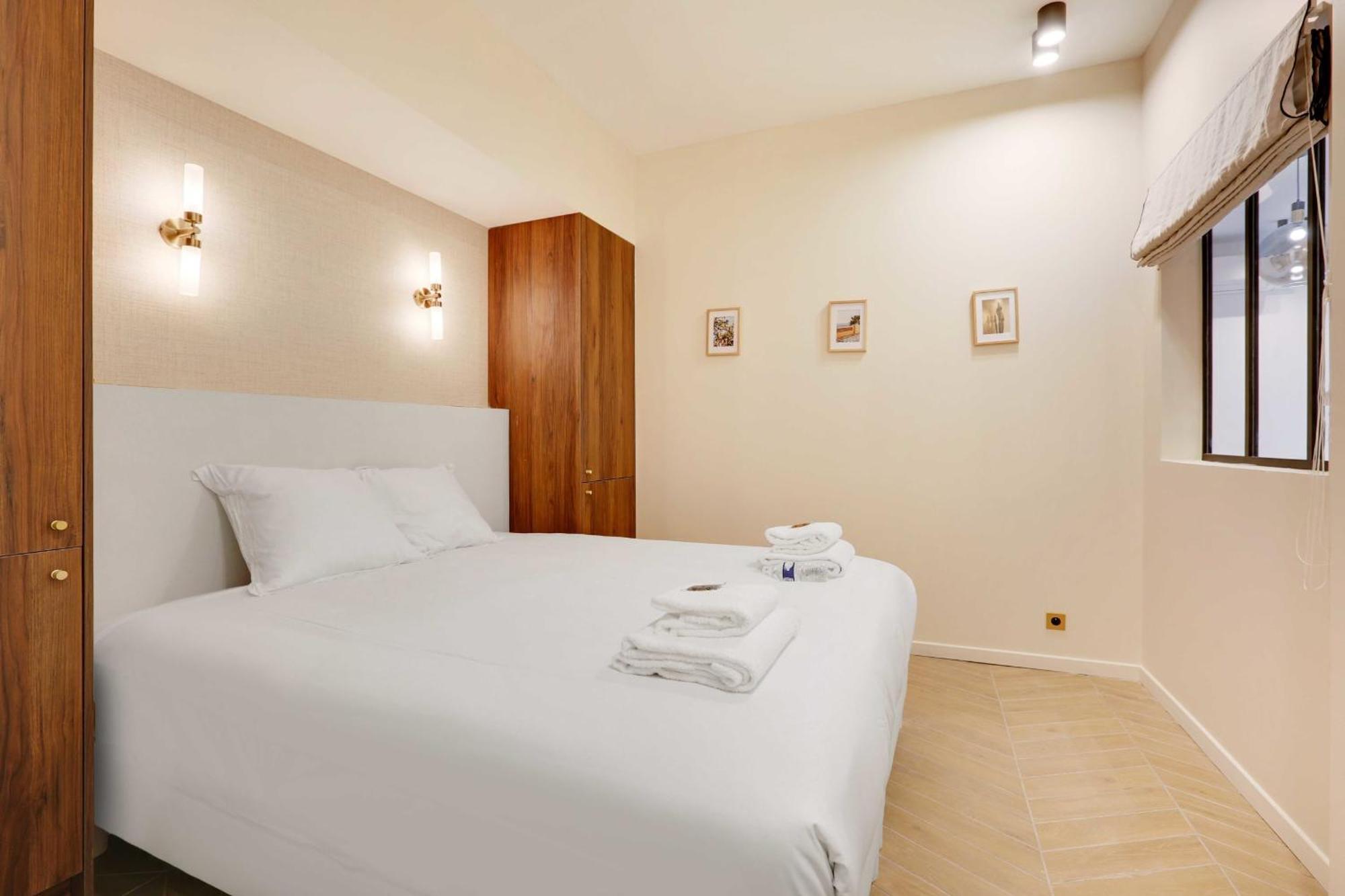 Chic - 3br-8p - Le Marais Apartment