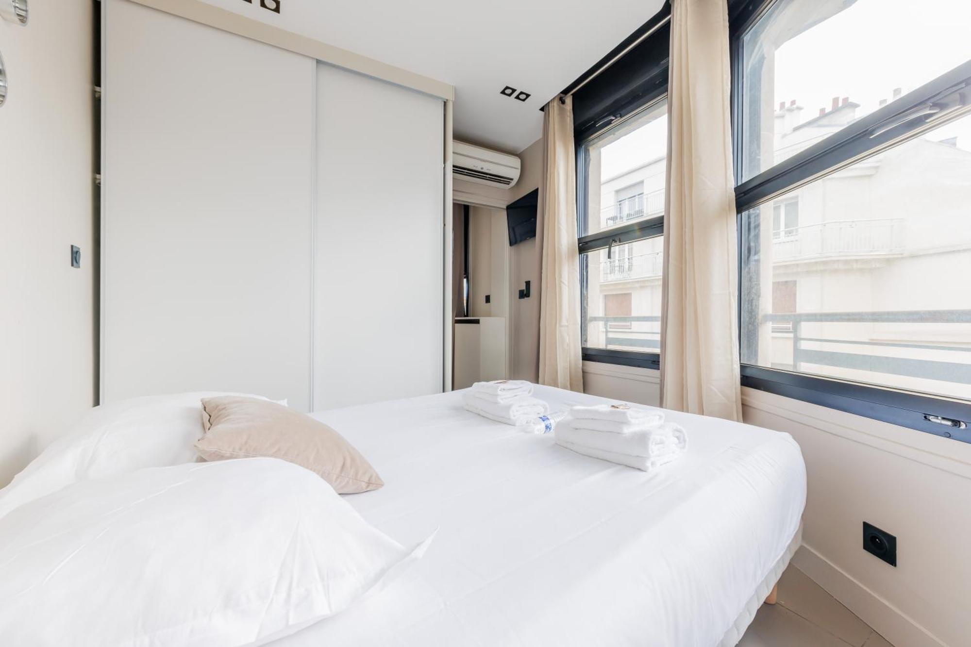 Cmg Saint Lazare Apartment Paris