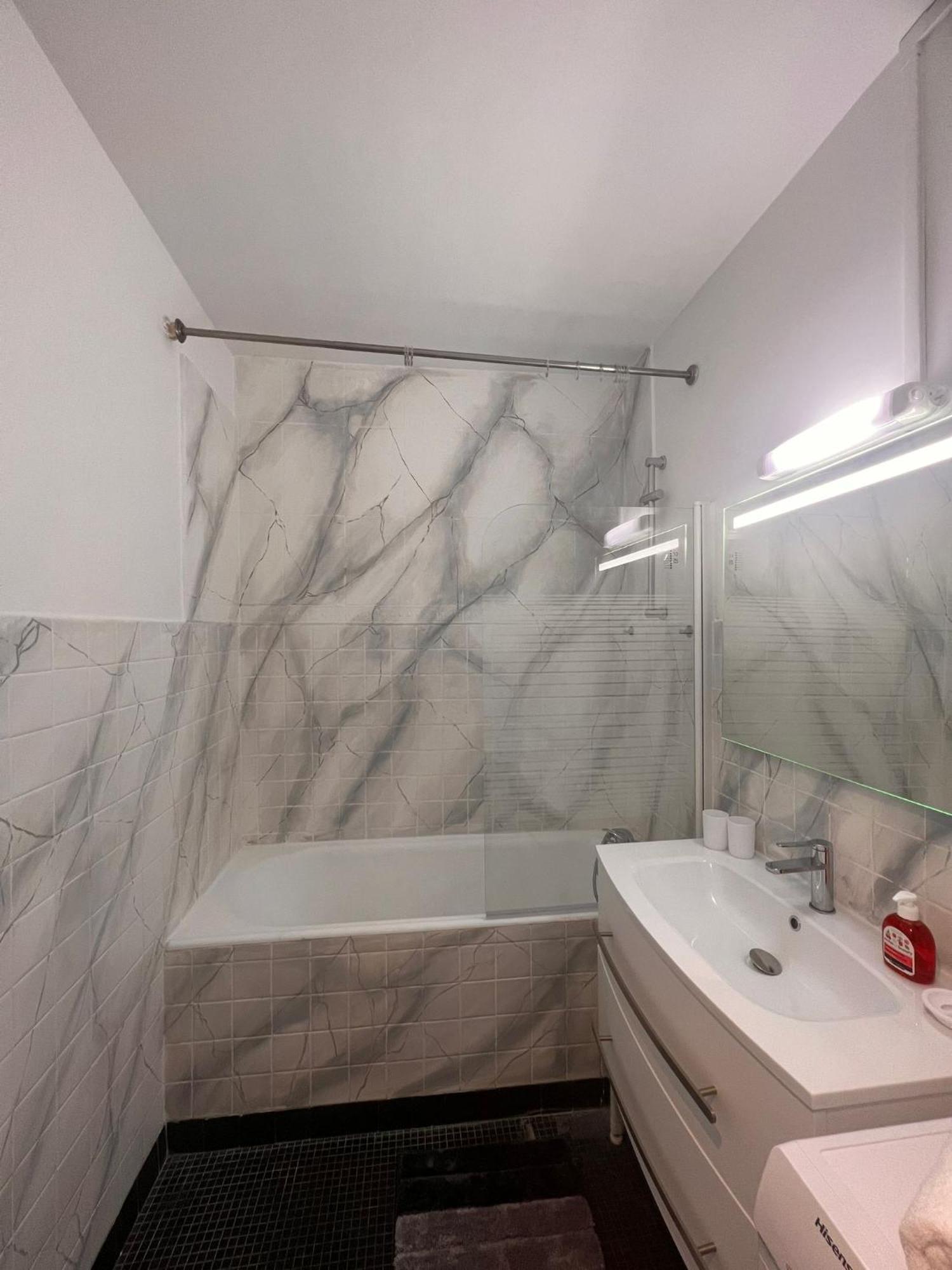Apartment Grenelle - Hala *