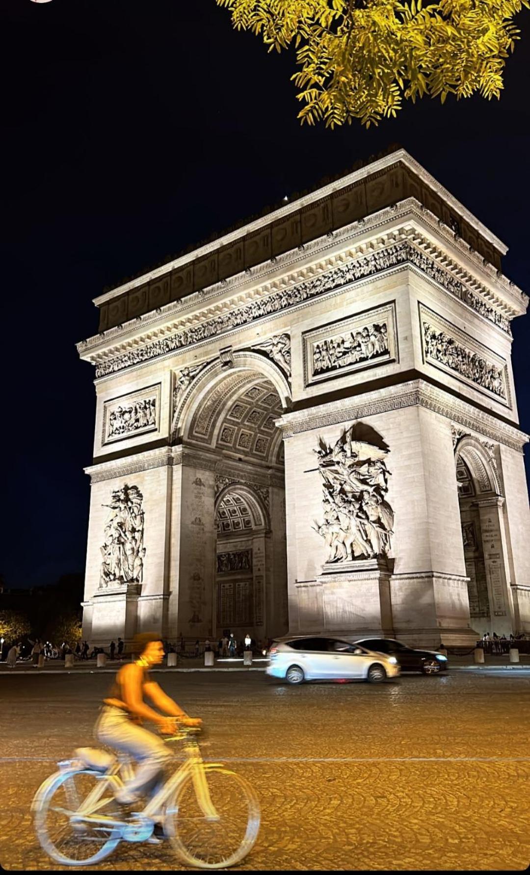 Appartamento Fabulous F2 Champs-elysees Parigi
