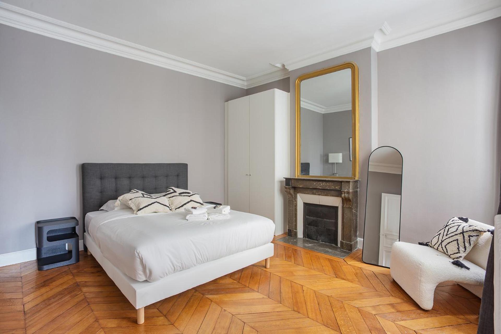 Bastille By Prestige * Parigi