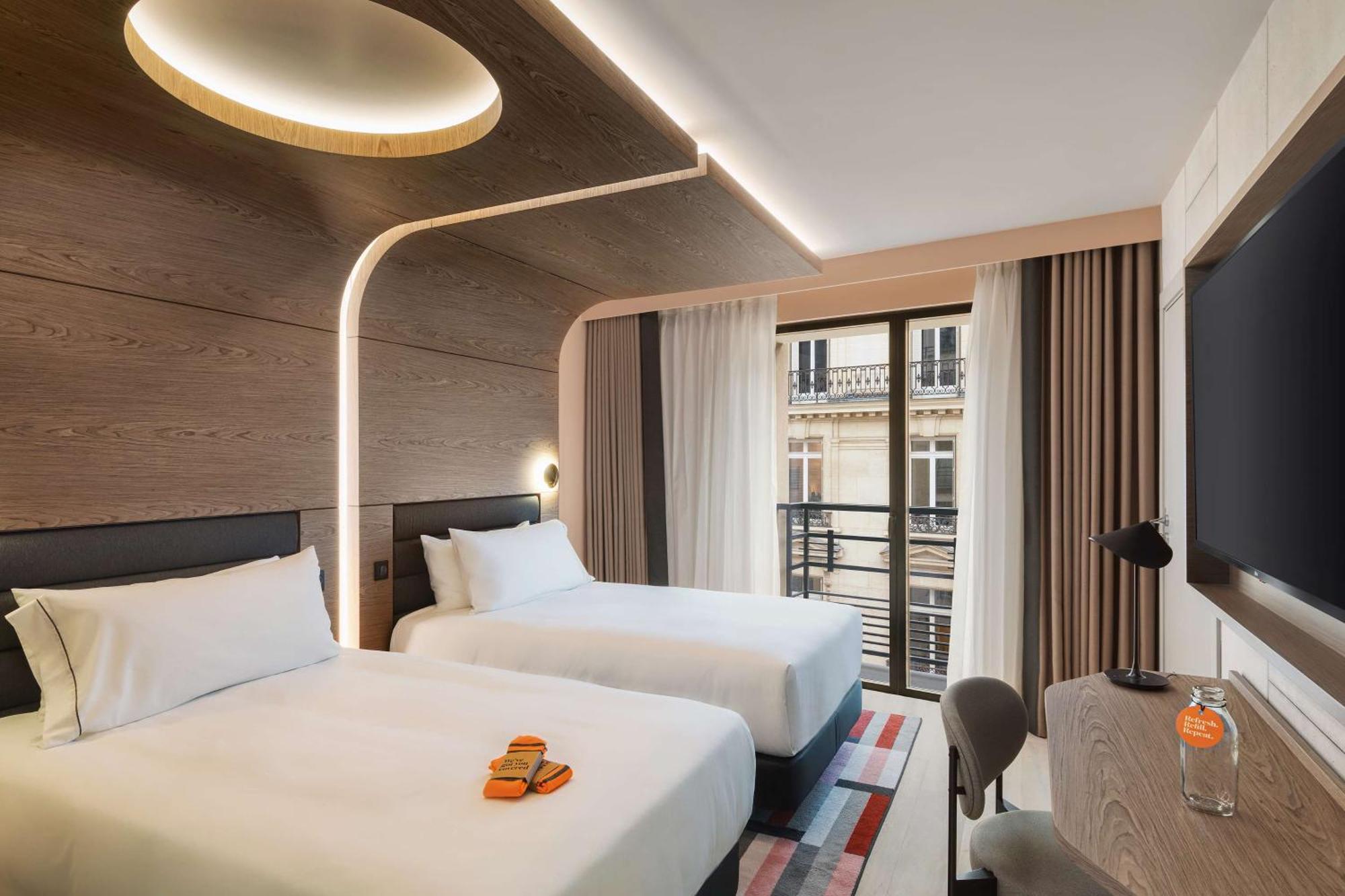 Canopy By Hilton Eiffel Tower 4* Parigi