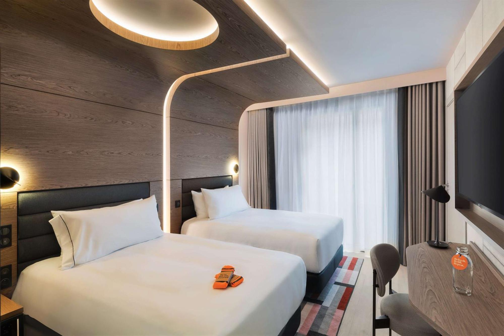 Canopy By Hilton Eiffel Tower Hotel 4*
