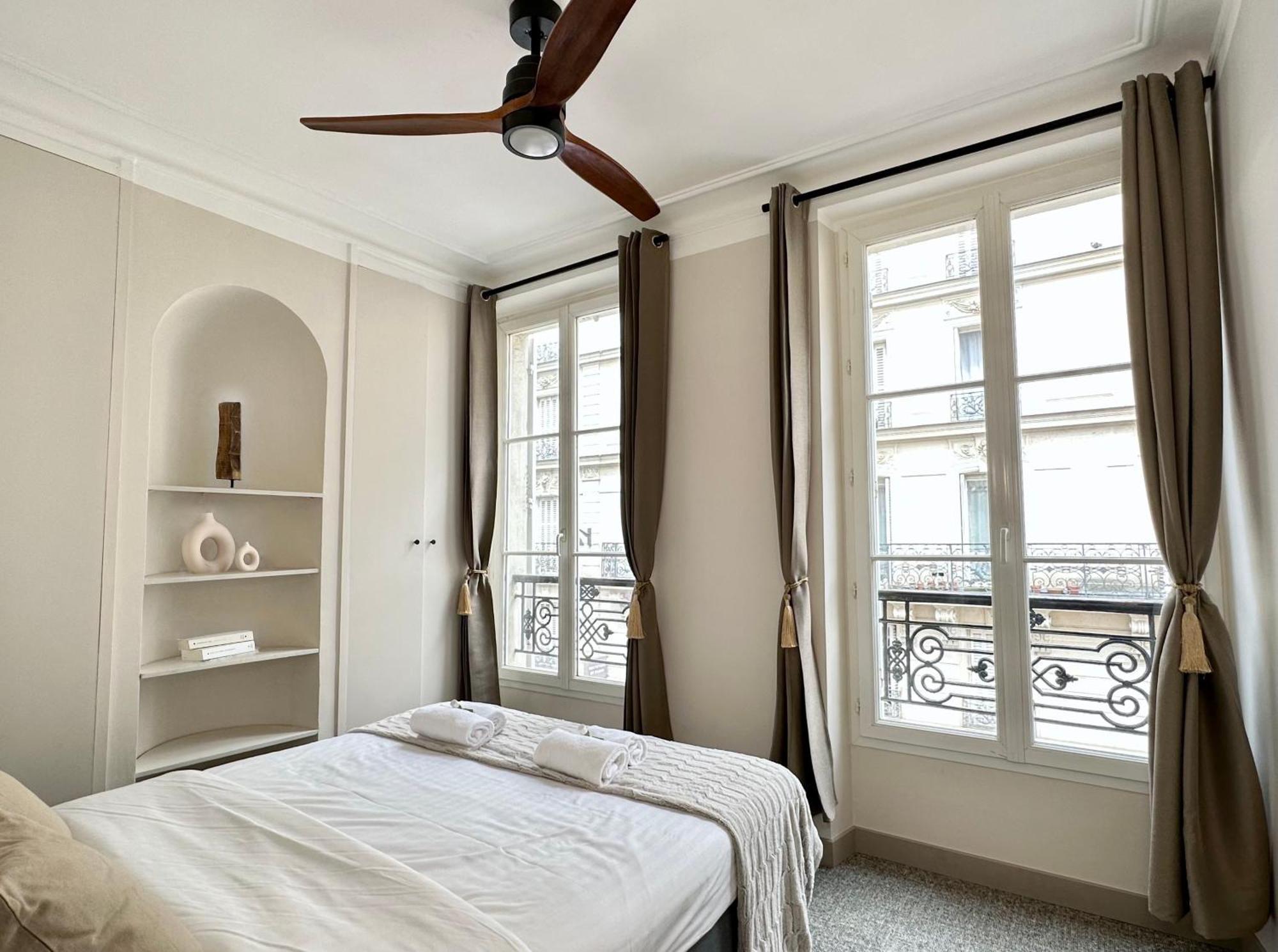 Apartment Charming With Eiffel Tower View