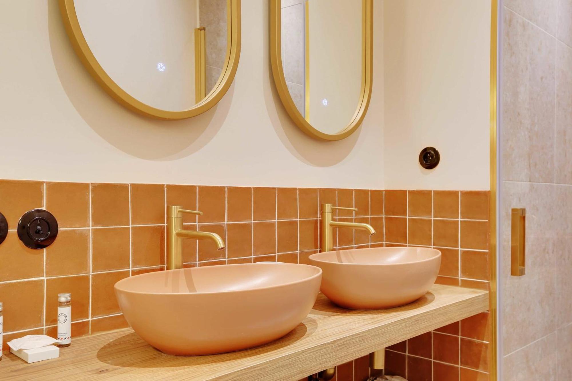 Charming -2br-6p- Montmartre Appartamento *