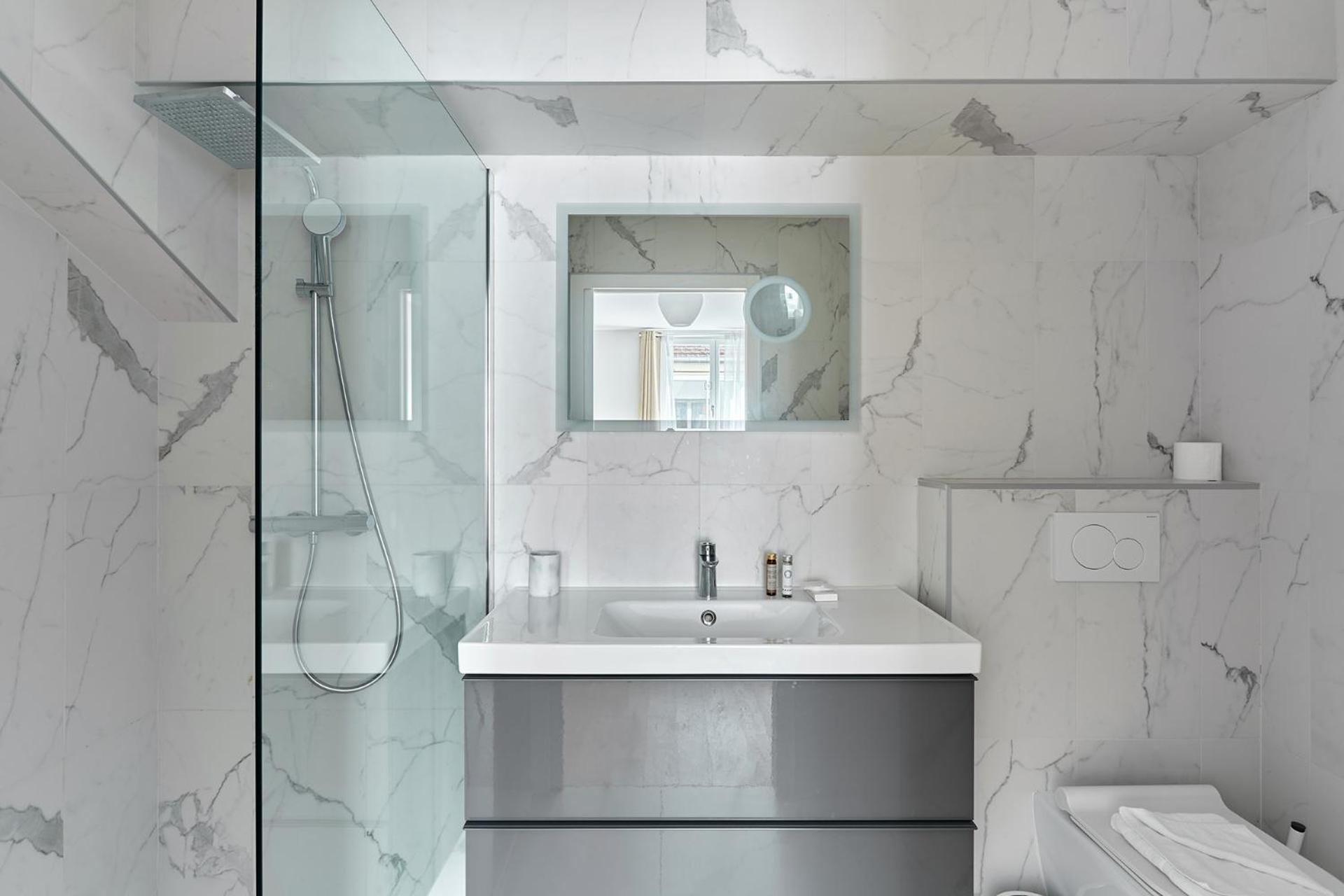 Porte Maillot Arc De Triomphe By Studio Prestige *