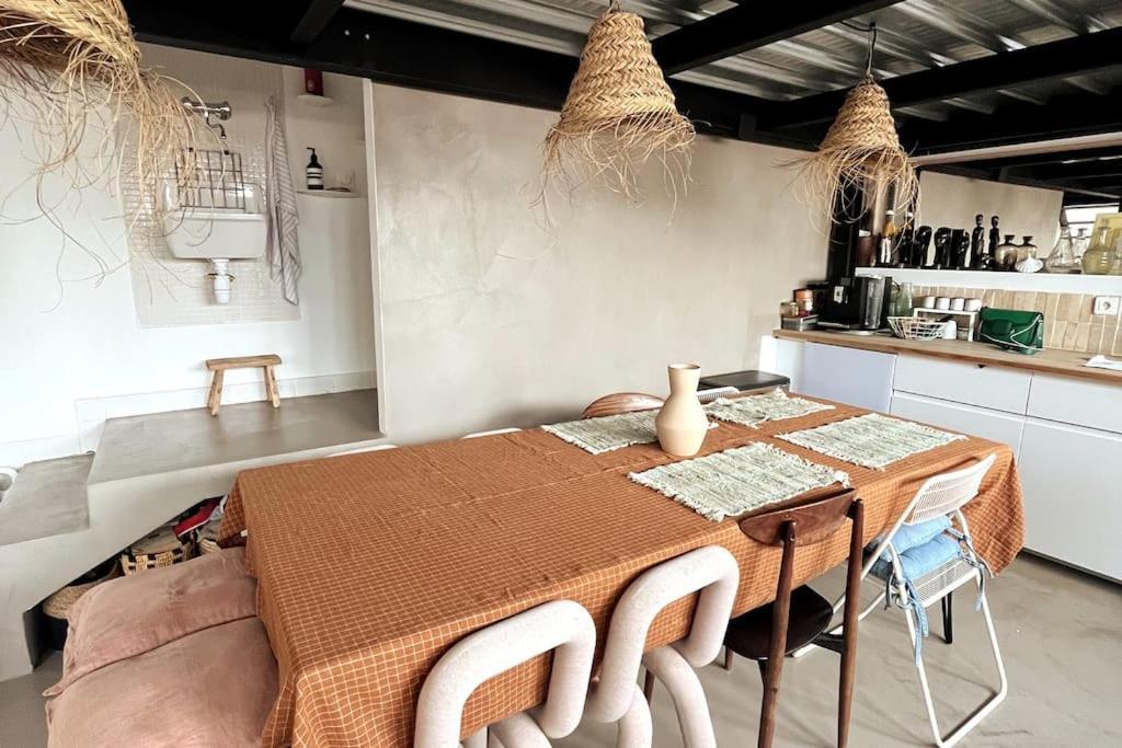 Casa vacanze Loft Familial Avec Grand Jardin Verdoyant Parigi