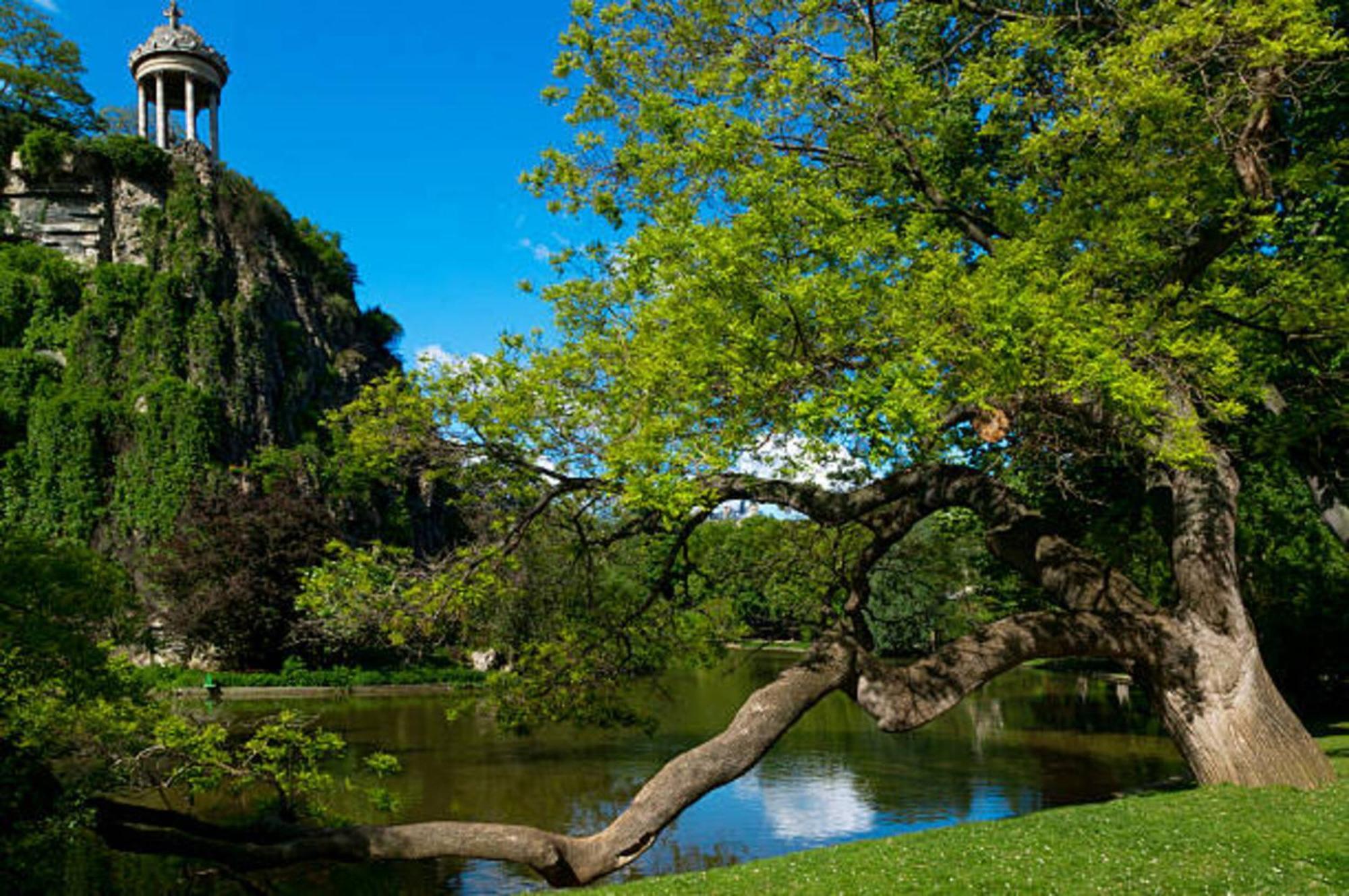 - Buttes Chaumont's Park -entire Flats Apartment Paris