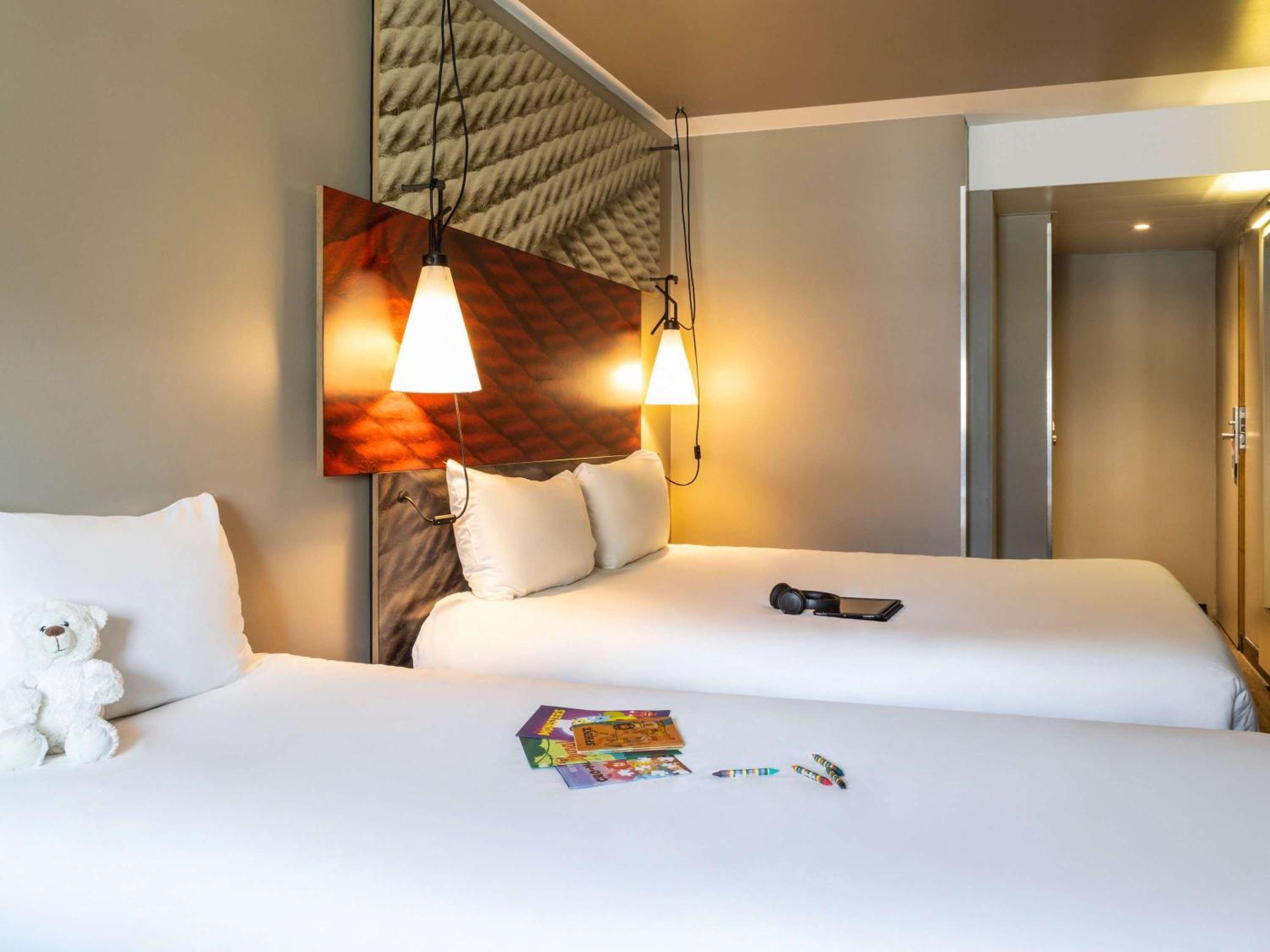Ibis Gare Du Nord La Fayette Hotel Parigi