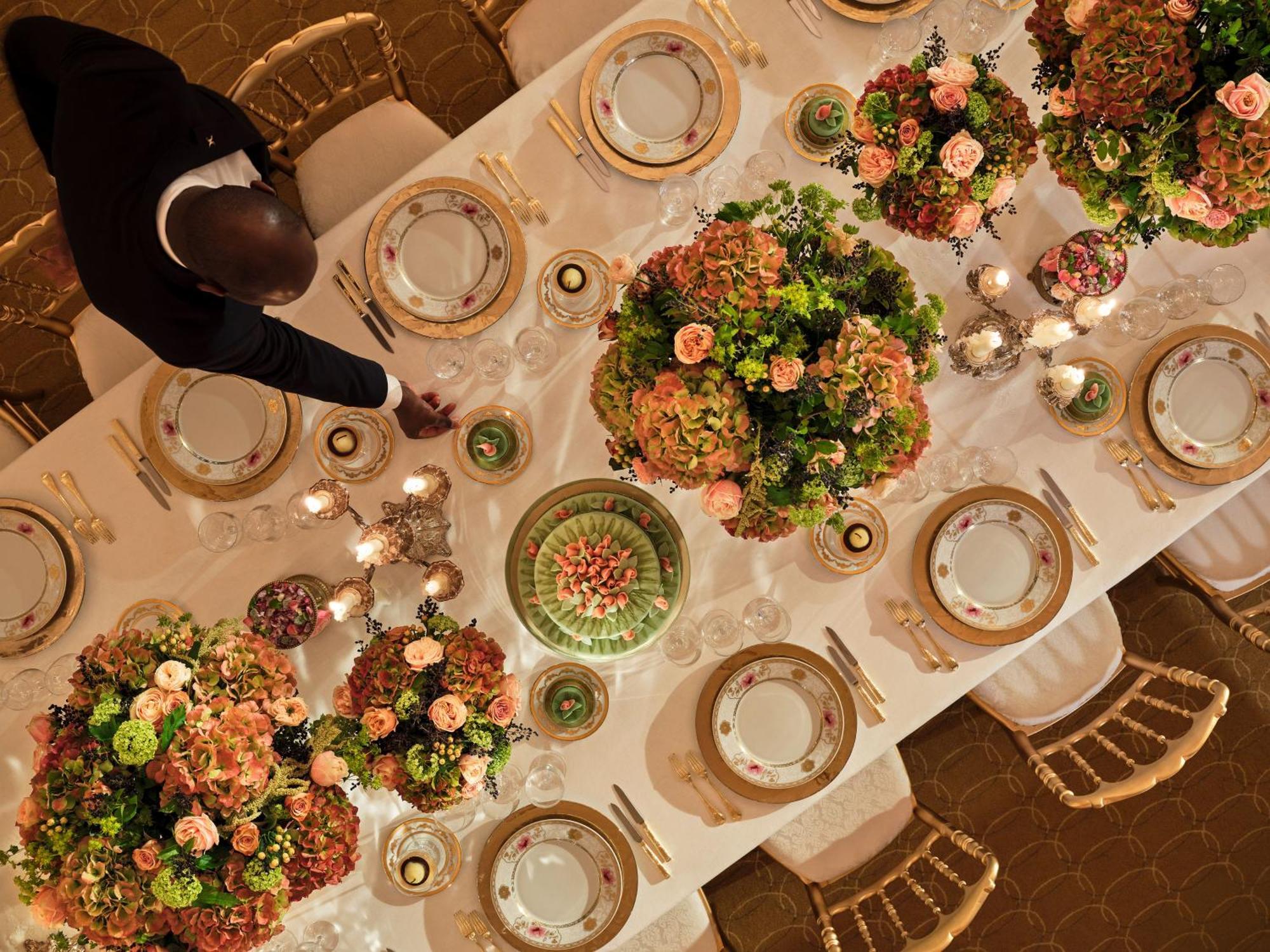 Hotel Plaza Athénée - Dorchester Collection Parigi