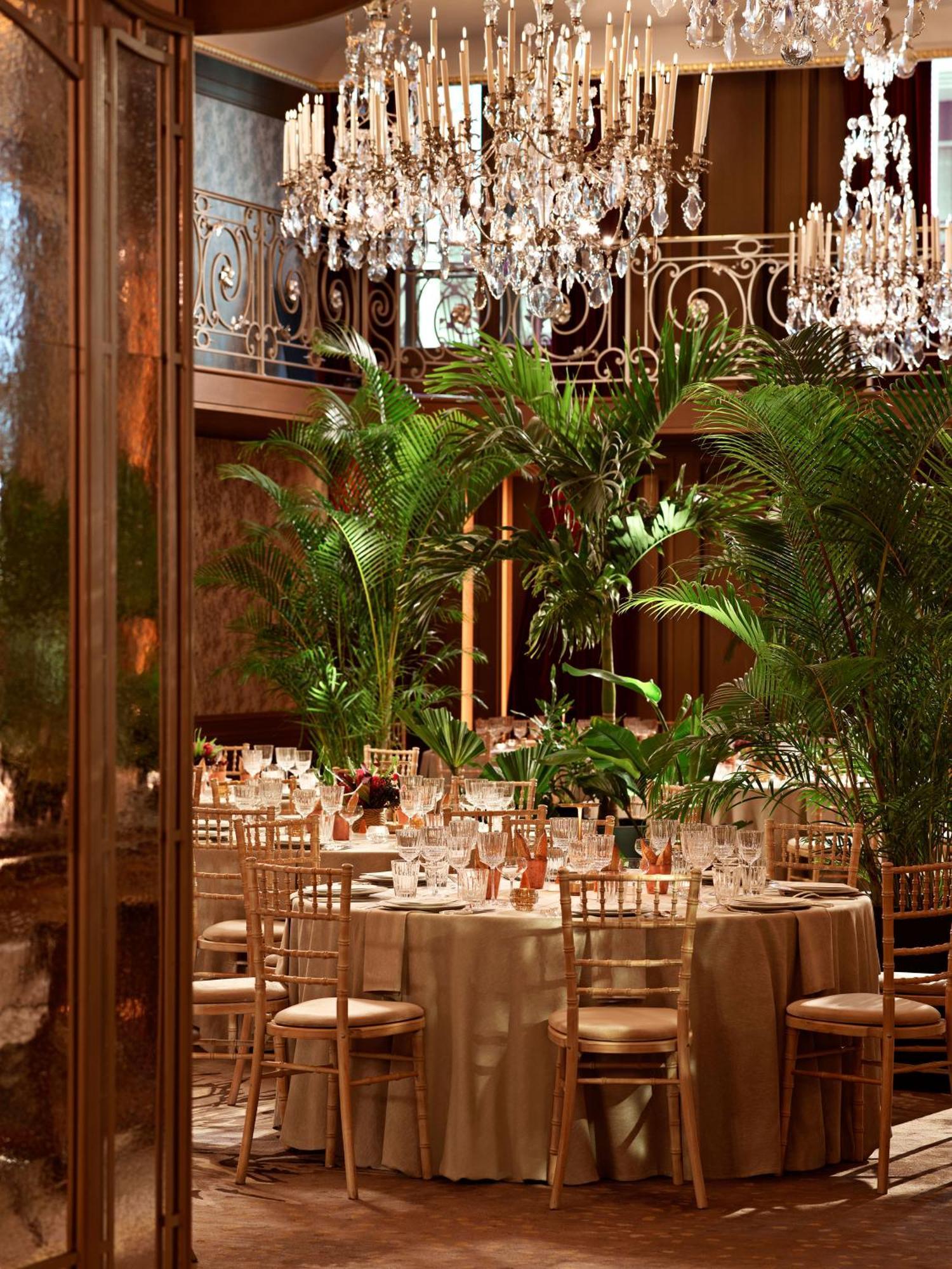 Plaza Athénée - Dorchester Collection 5*