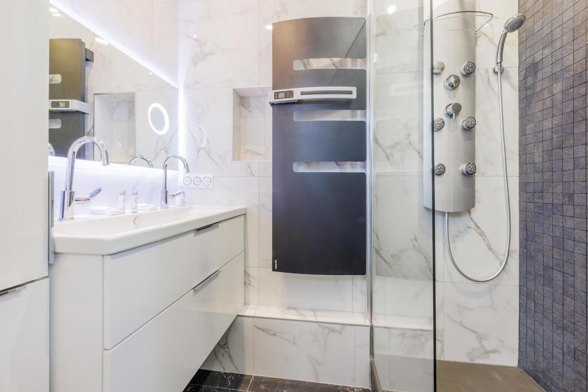 2br-6p - Gare De L'est Apartment