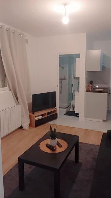 A Deux Pas Du Trocadero Apartment *