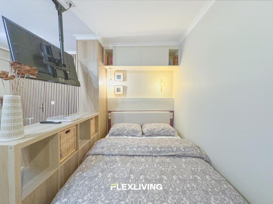 Luxury In Center Apartment *