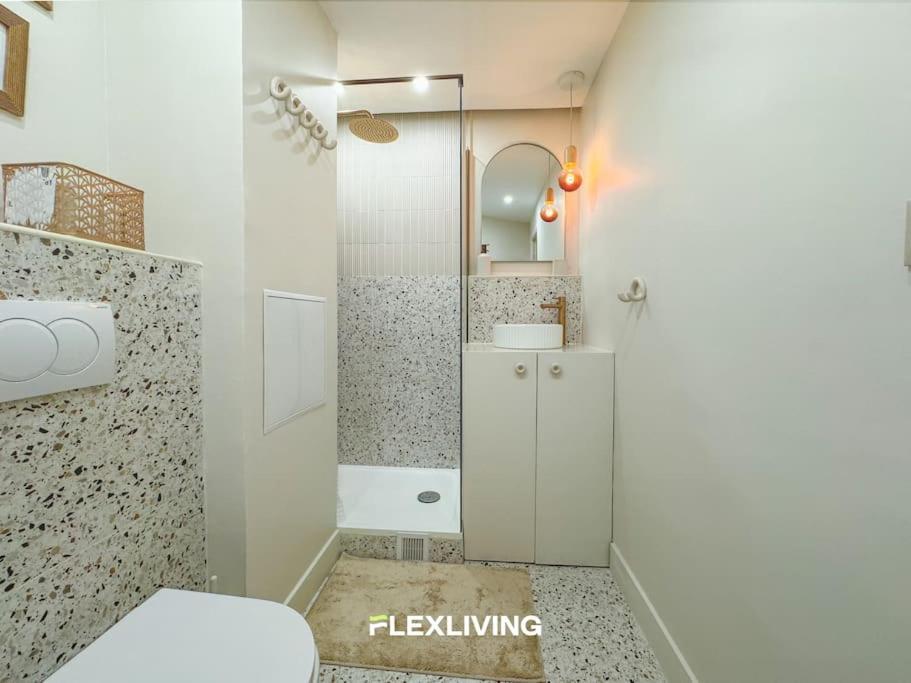 Luxury In Center Apartment Paris