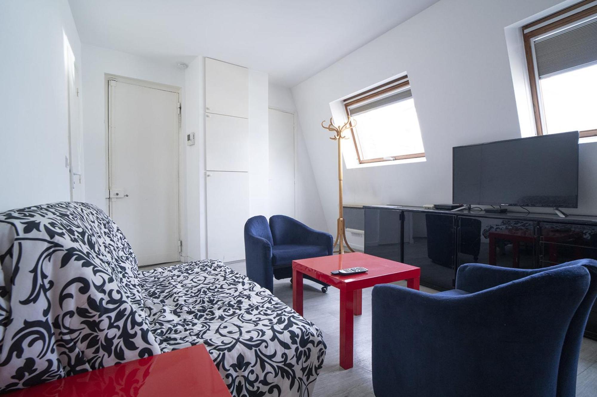 Comfortable In The Heart Of * Parigi