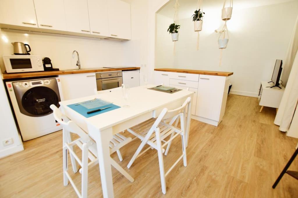Apartment Cozy Studio@place Des Vosges Paris
