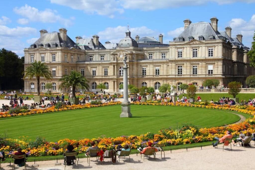 Amazing Location Only 3 Minutes From Luxembourg Gargens *
