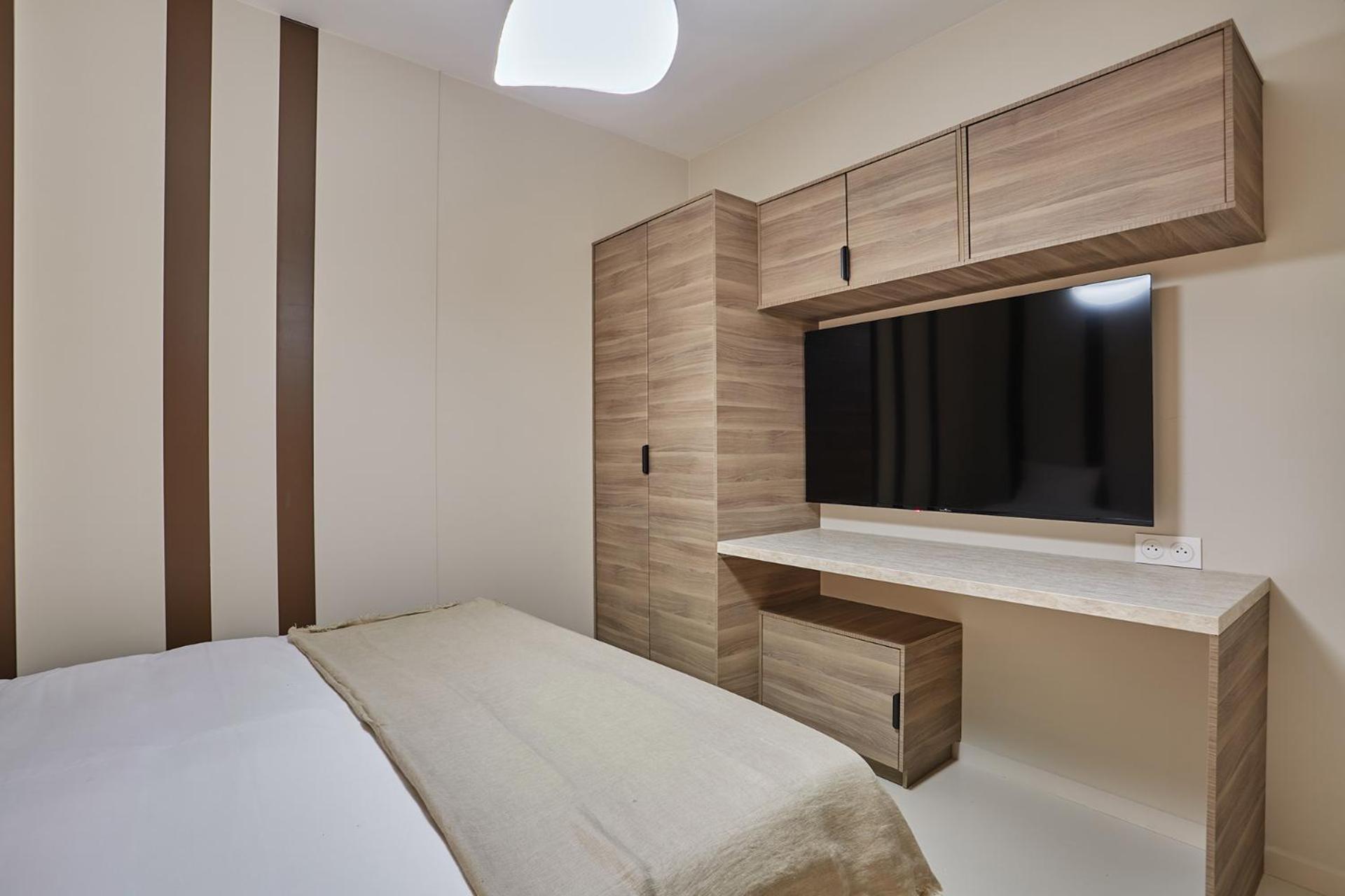 Center Of By Prestige * Paris