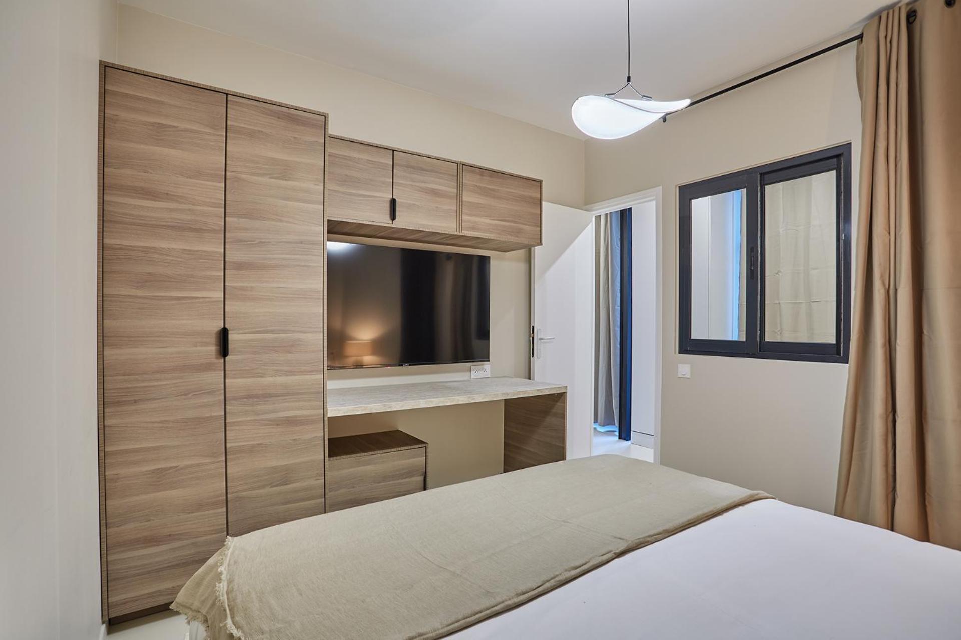 Center Of By Prestige * Paris